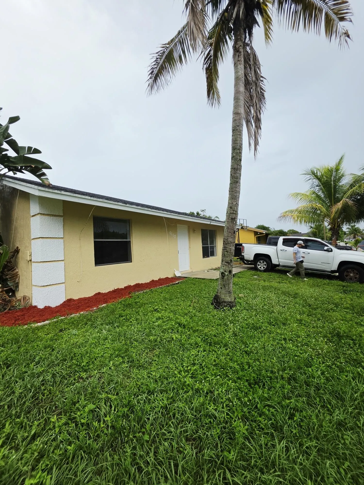 6117 Blue Grass Circle