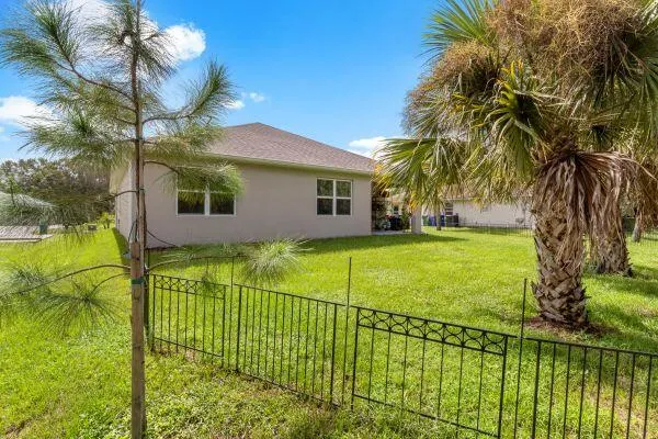 613 Carnival Terrace