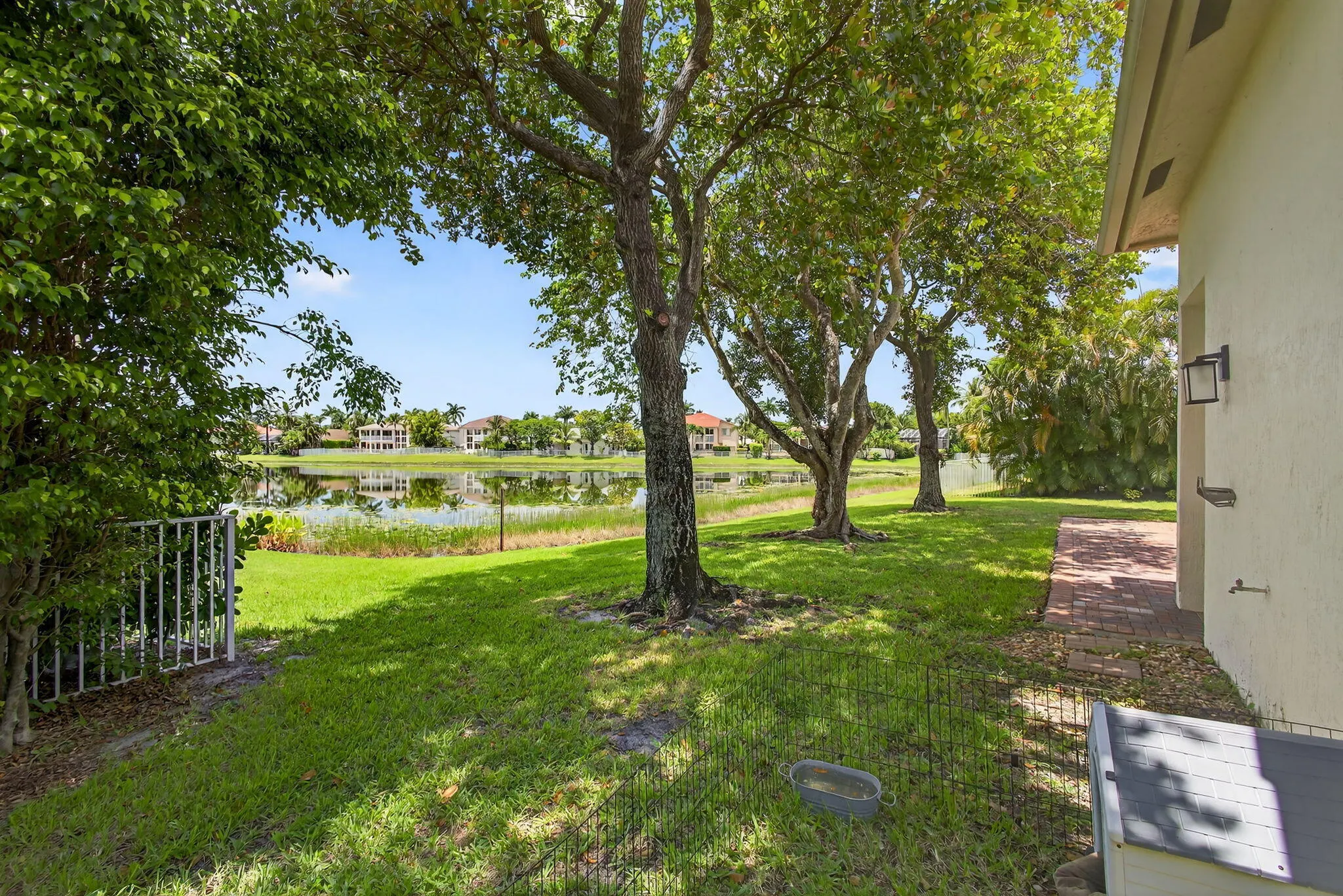 4693 SUGAR BEACH Way