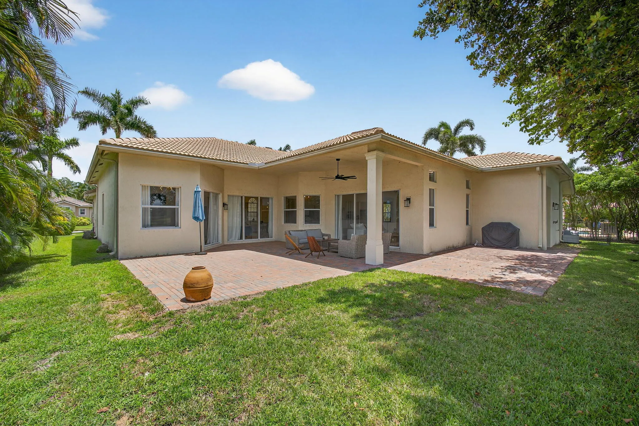 4693 SUGAR BEACH Way