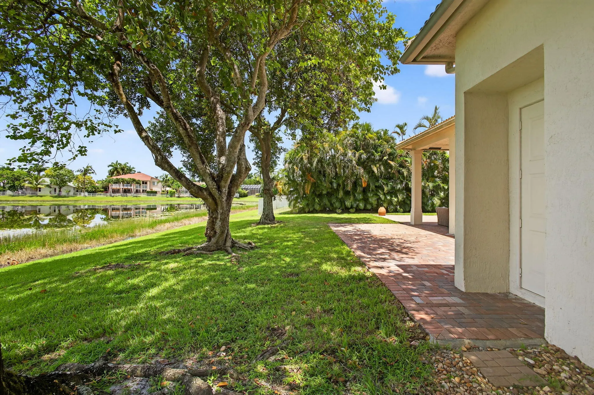 4693 SUGAR BEACH Way