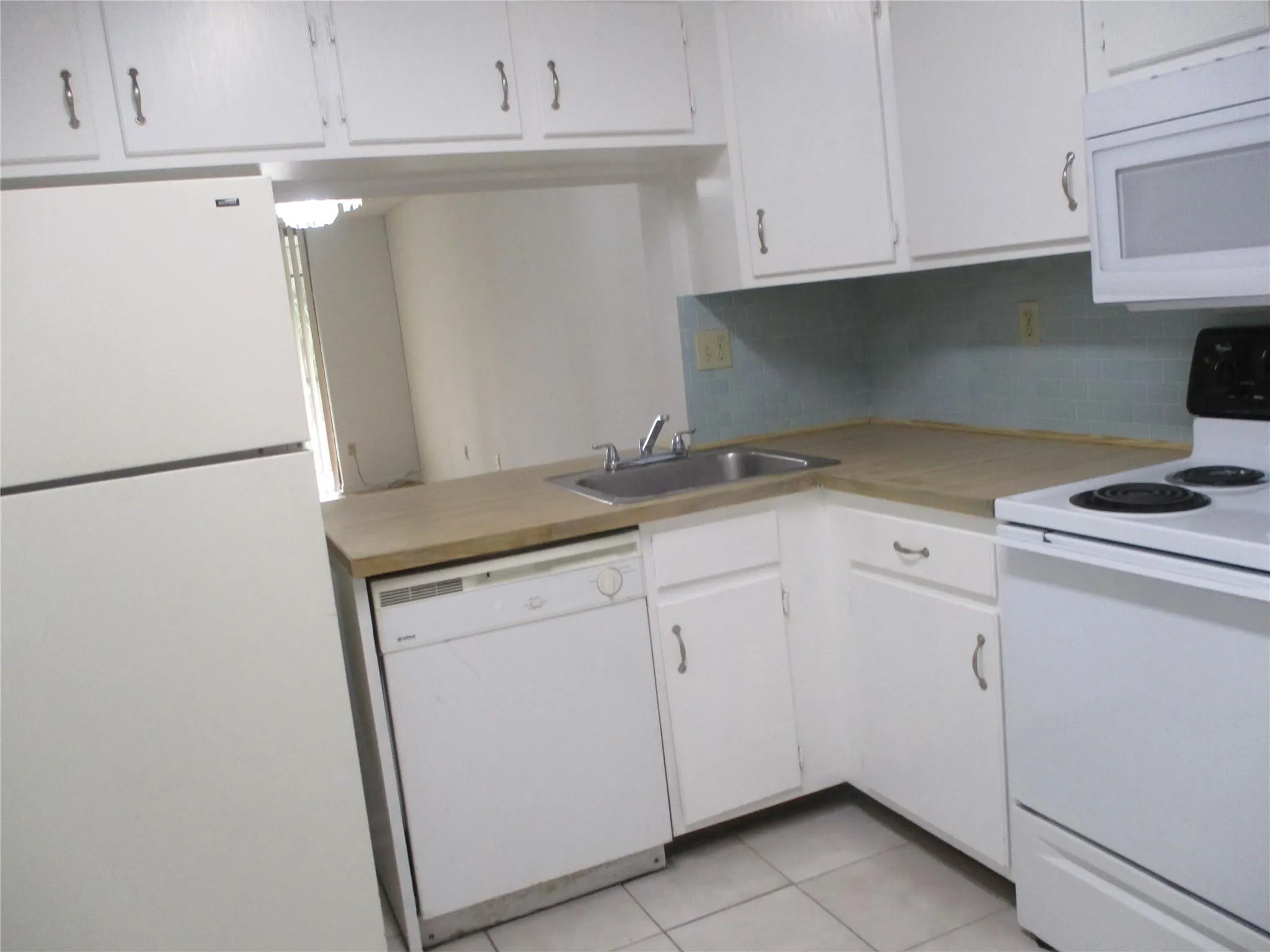 2900 NW 42ND Avenue #A201