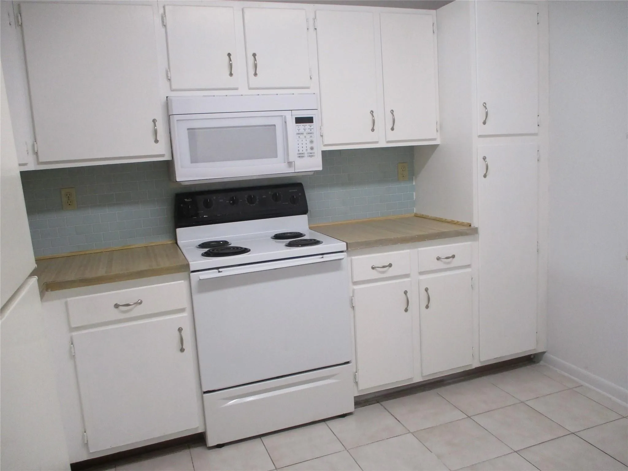 2900 NW 42ND Avenue #A201
