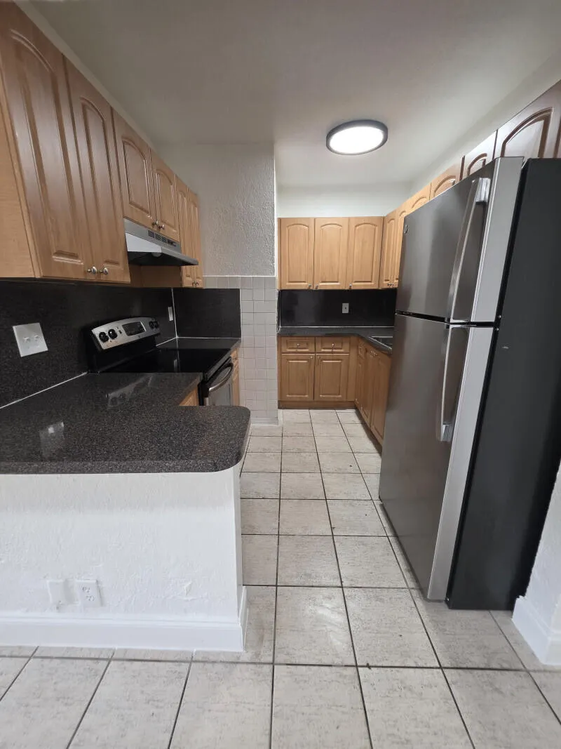 511 Banks Road #3