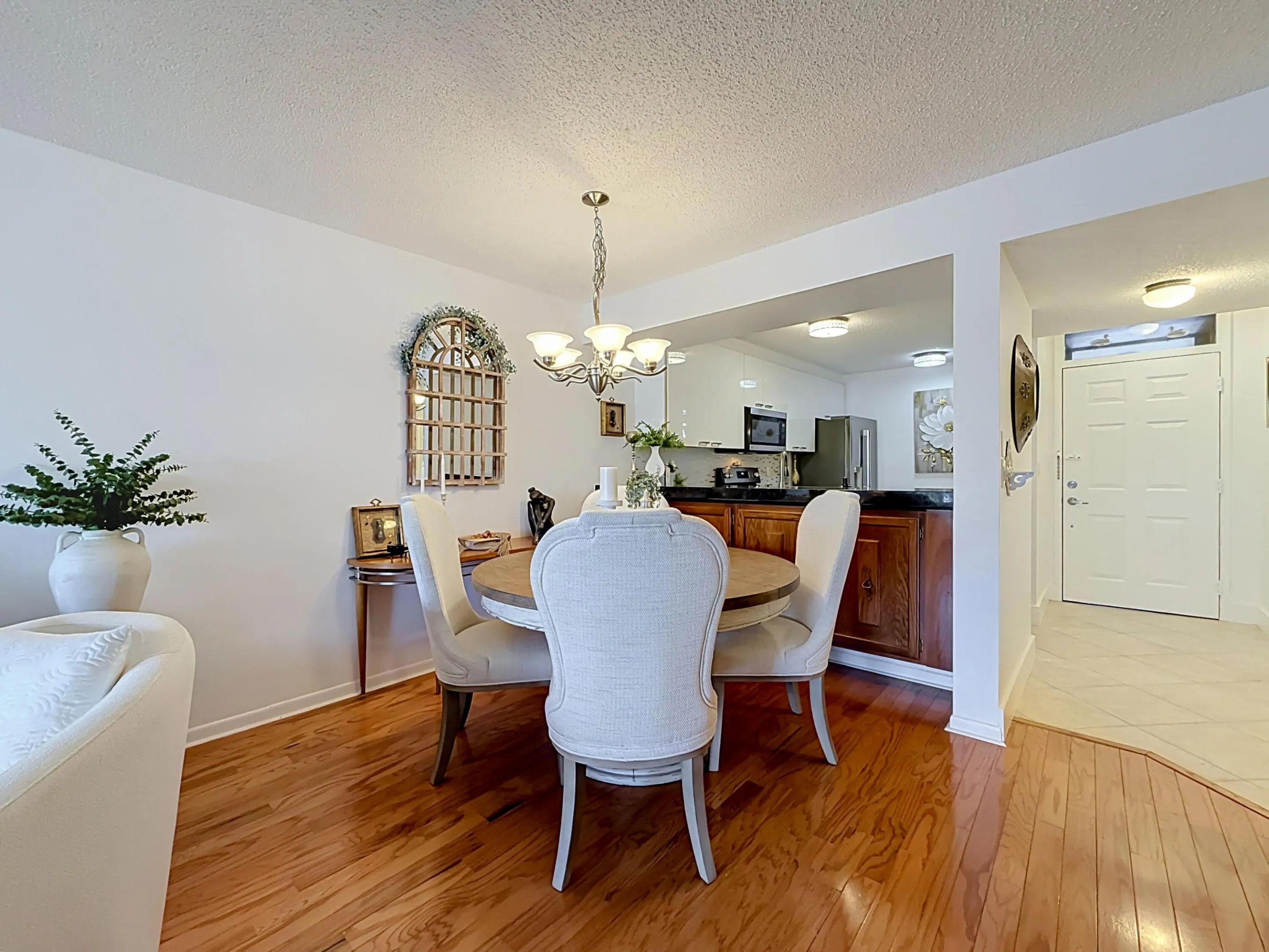6219 Coral Lake Drive #207