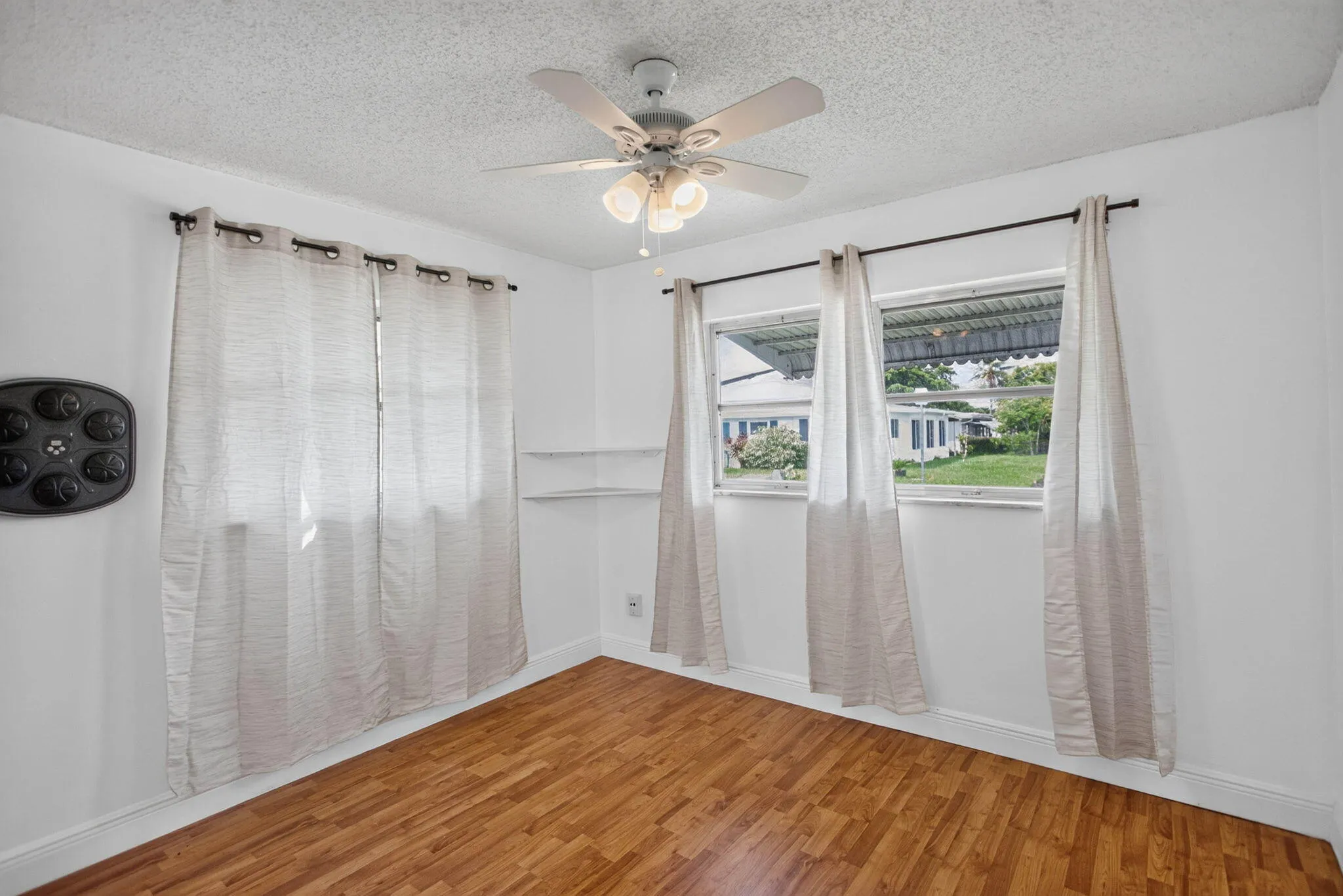 1010 NW 72ND Terrace