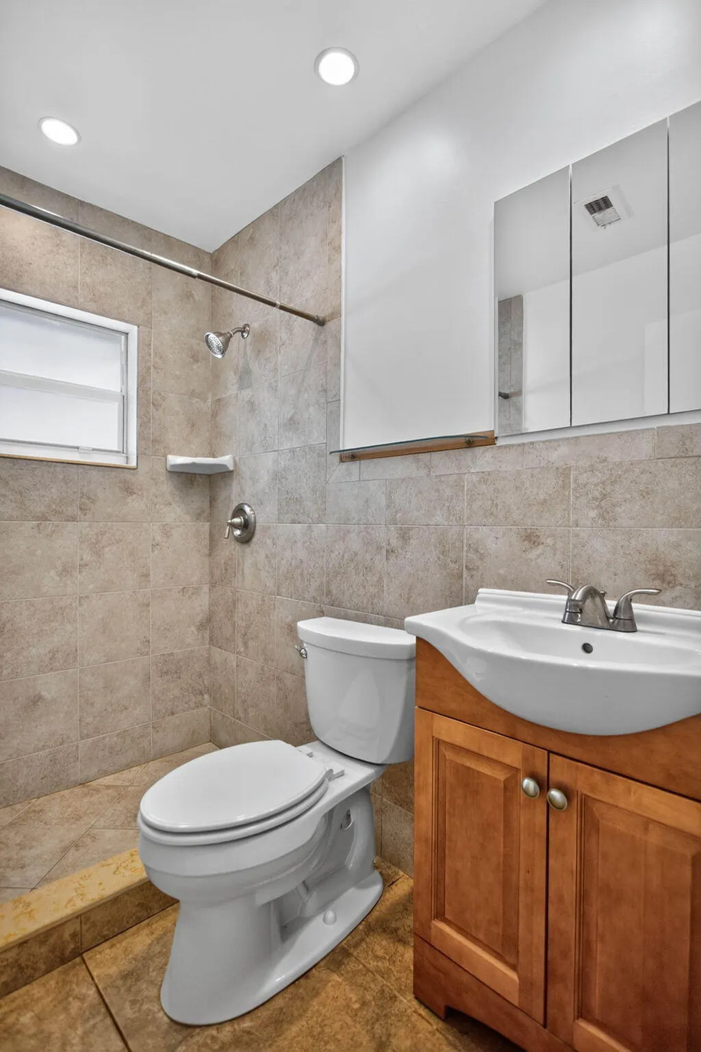 1010 NW 72ND Terrace