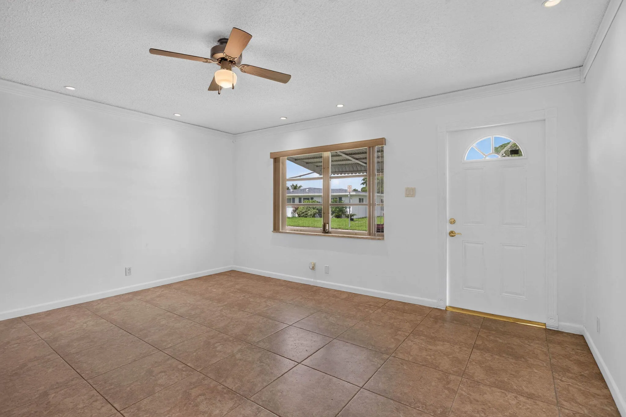 1010 NW 72ND Terrace