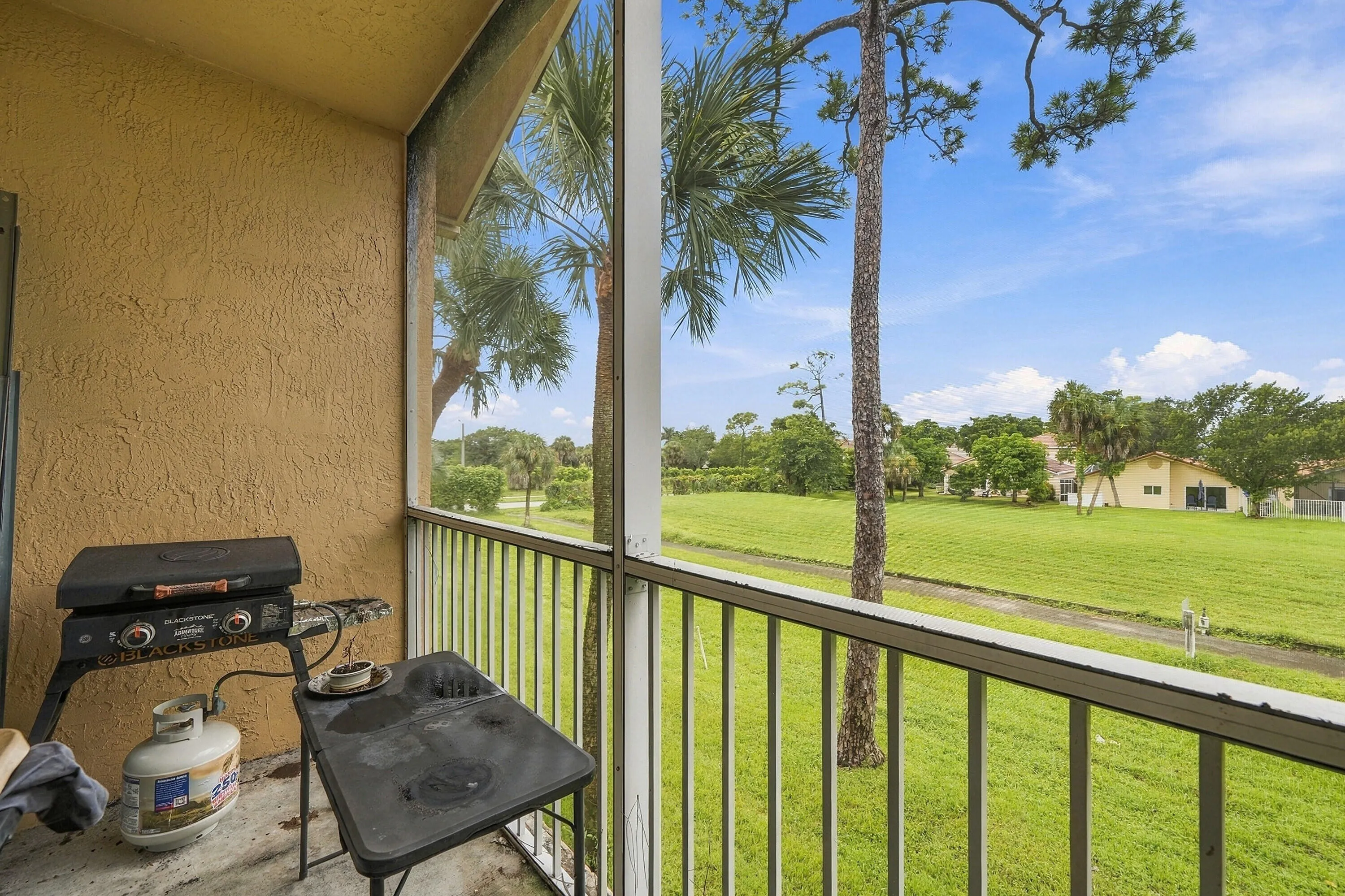 2893 Crestwood Terrace #1204