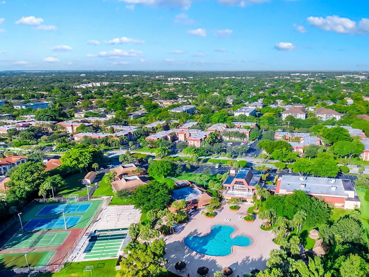 3251 HOLIDAY SPRINGS Boulevard #205