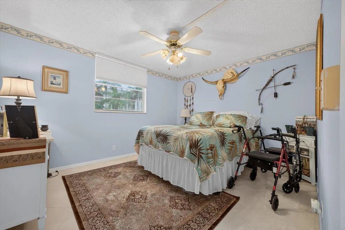 3251 HOLIDAY SPRINGS Boulevard #205