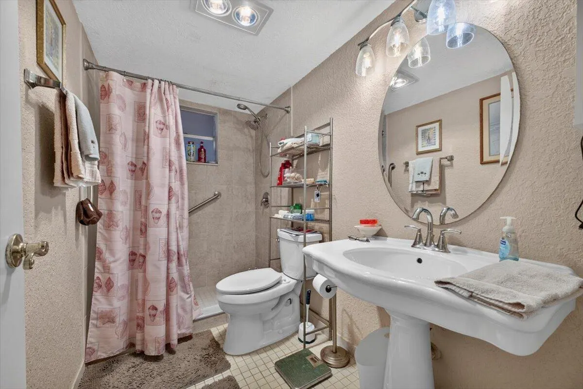 3251 HOLIDAY SPRINGS Boulevard #205