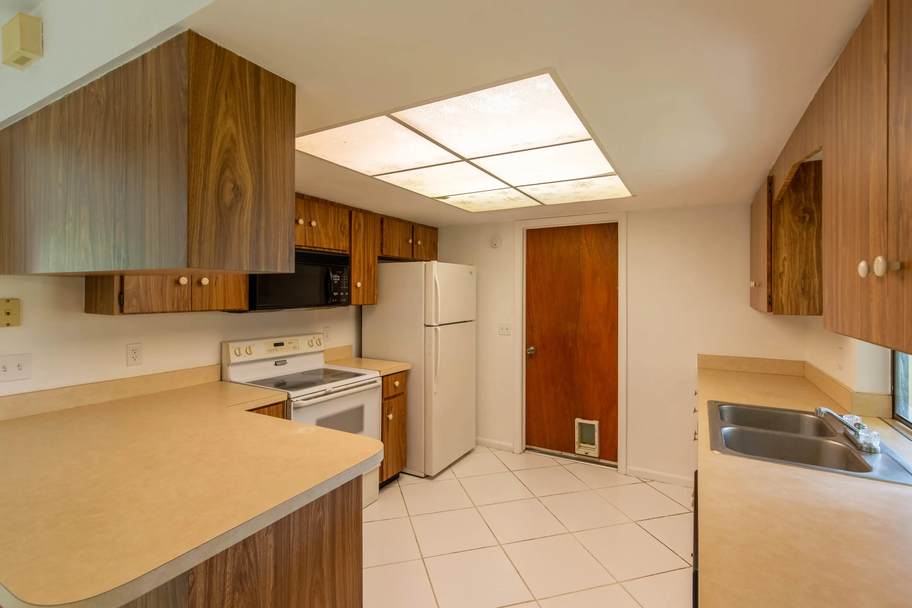 815 Peppertree Court