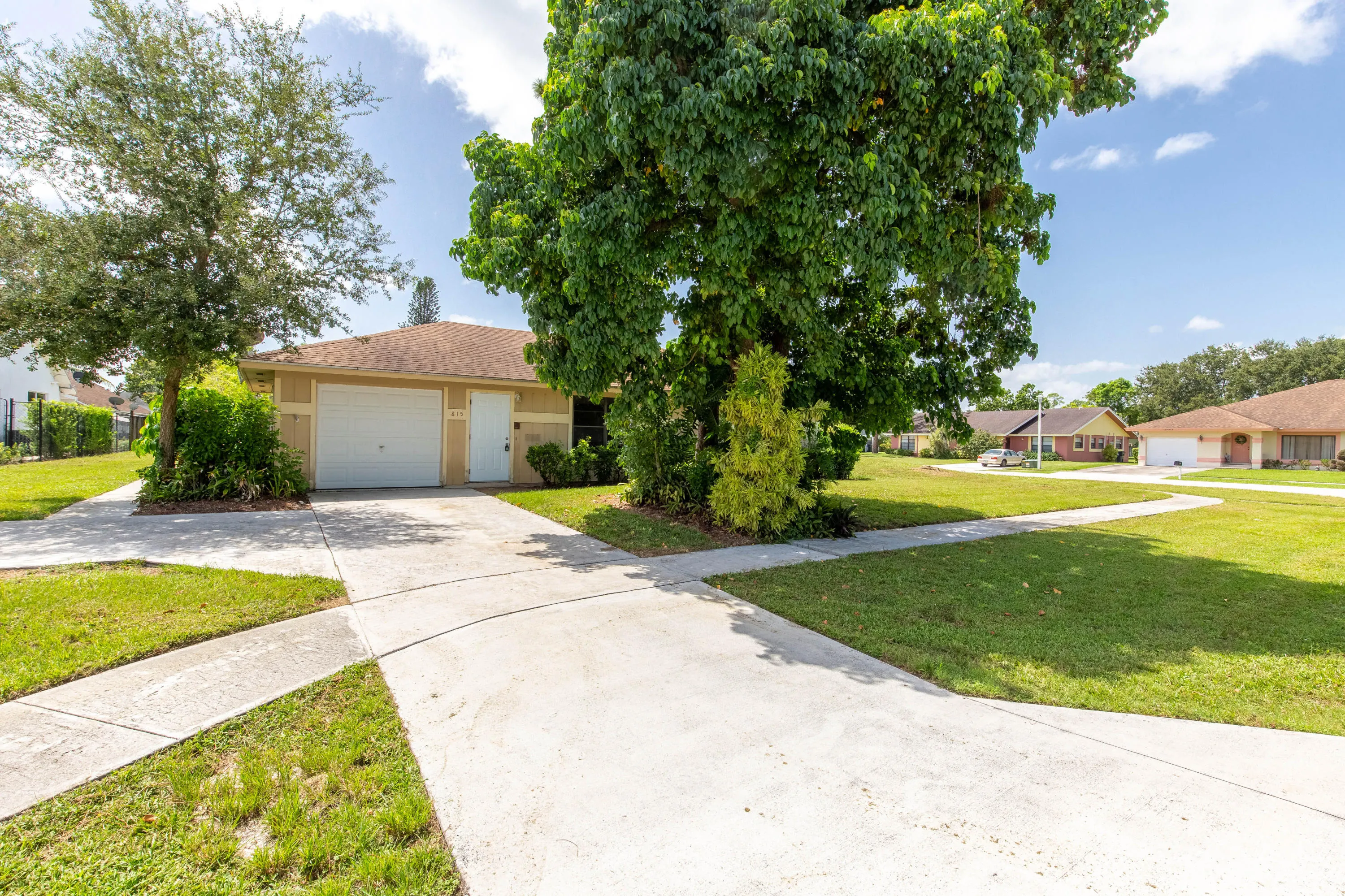 815 Peppertree Court