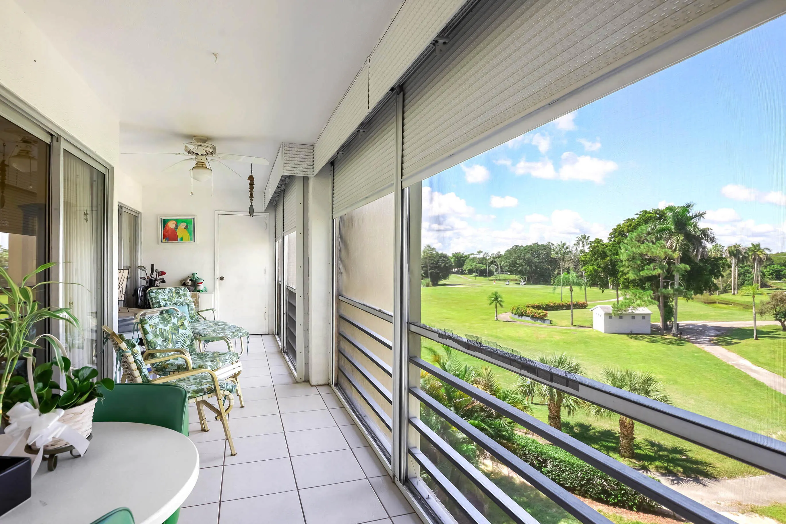 3755 VIA POINCIANA #402