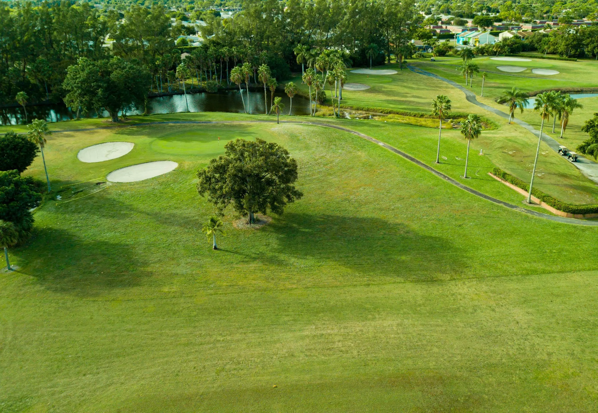 3755 VIA POINCIANA #402