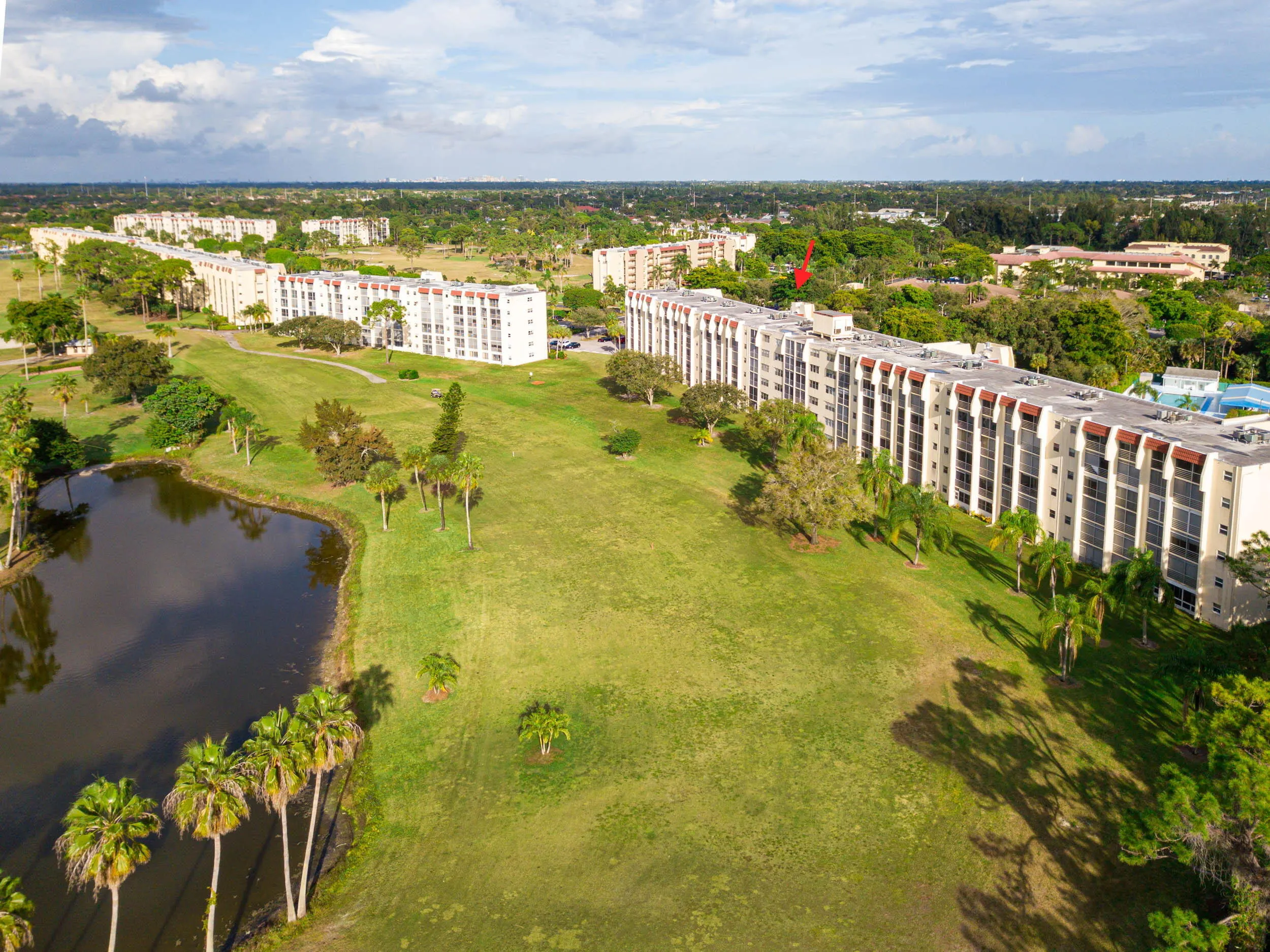 3755 VIA POINCIANA #402