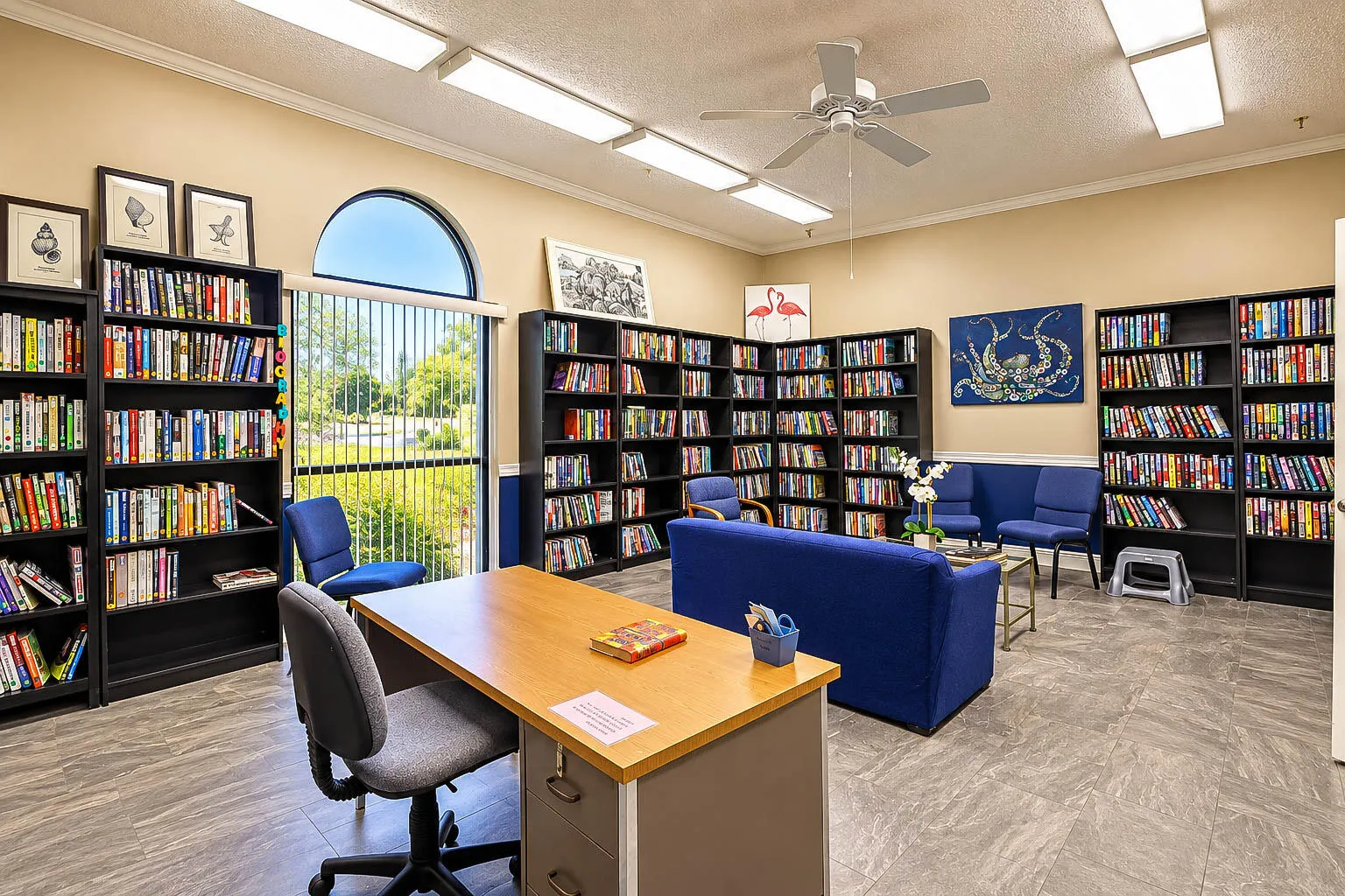 3755 VIA POINCIANA #402