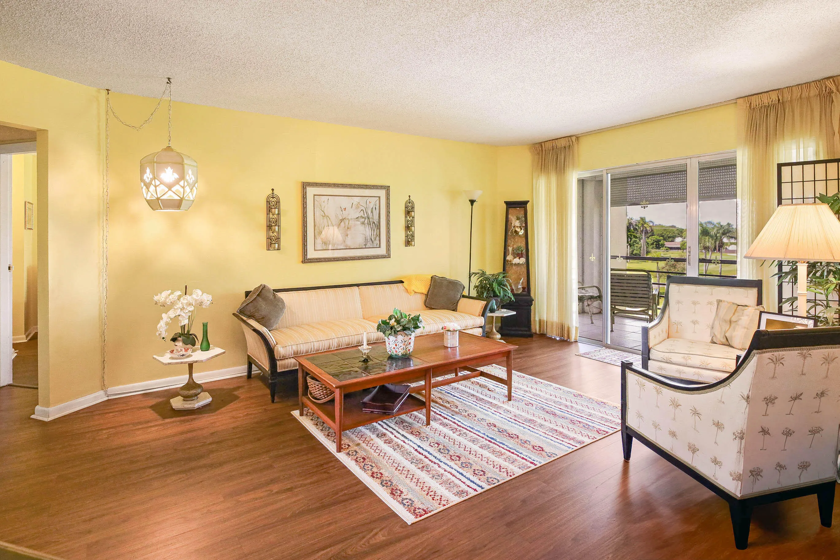 3755 VIA POINCIANA #402