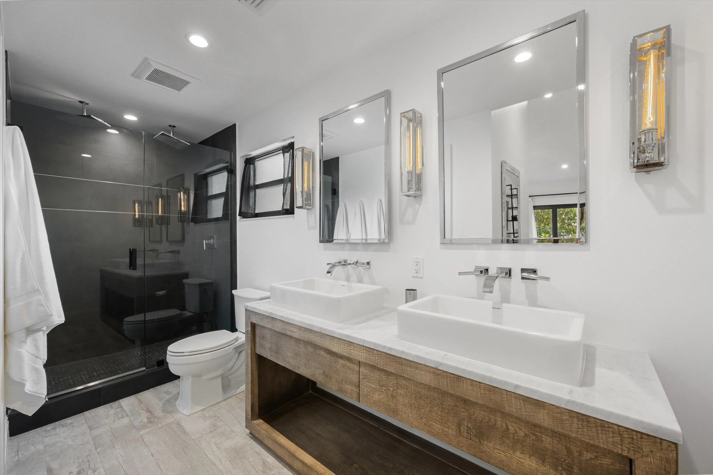 11863 Wimbledon Circle #533