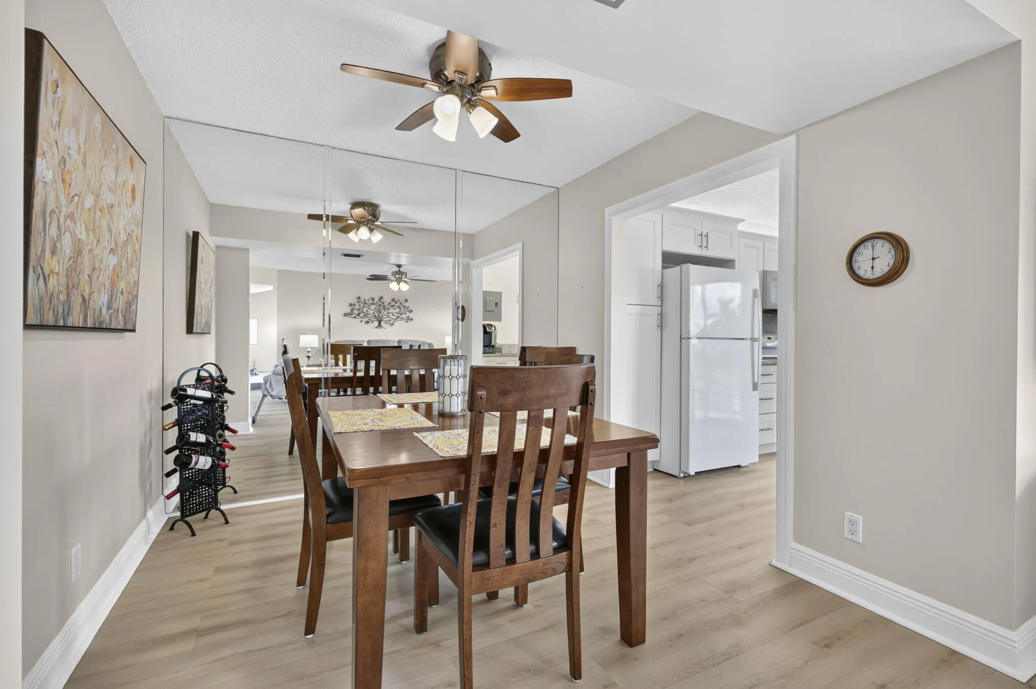 3871 Via Poinciana #407