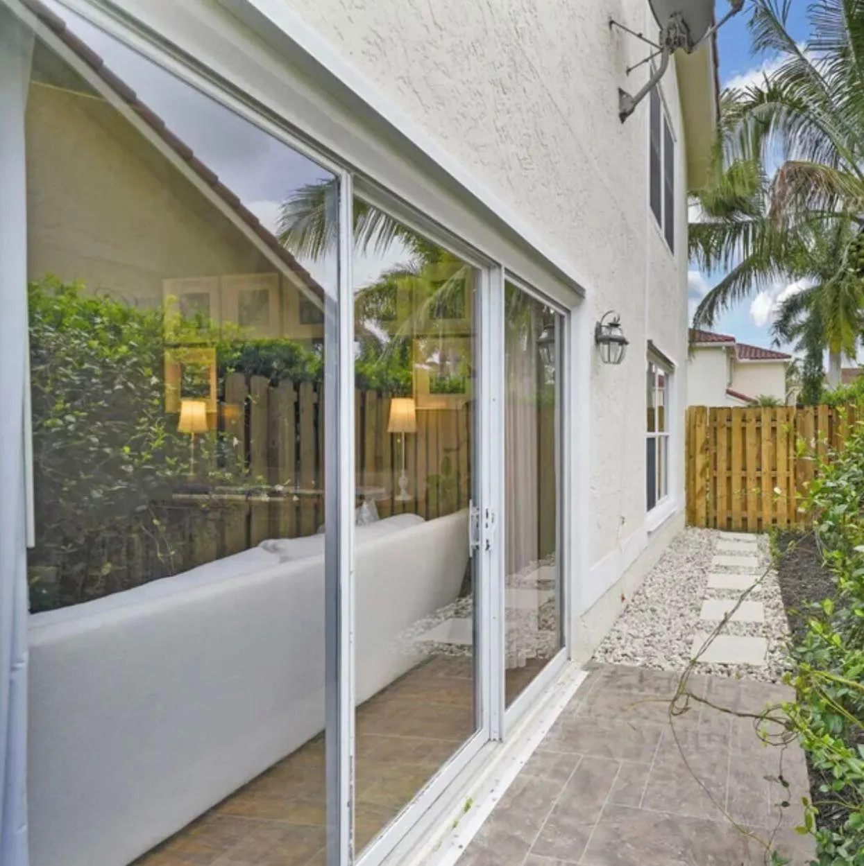 1752 Harborside Circle