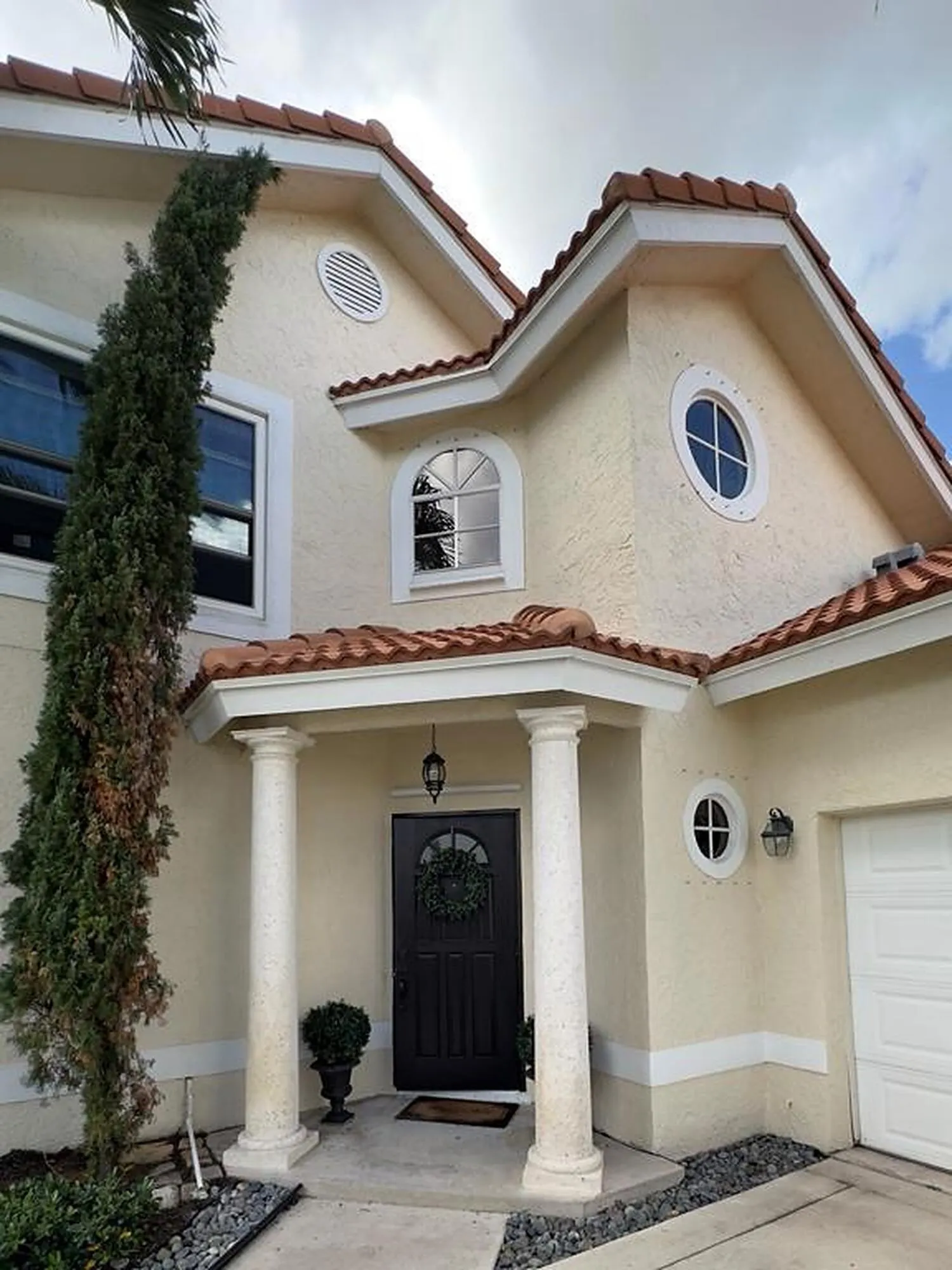 1752 Harborside Circle