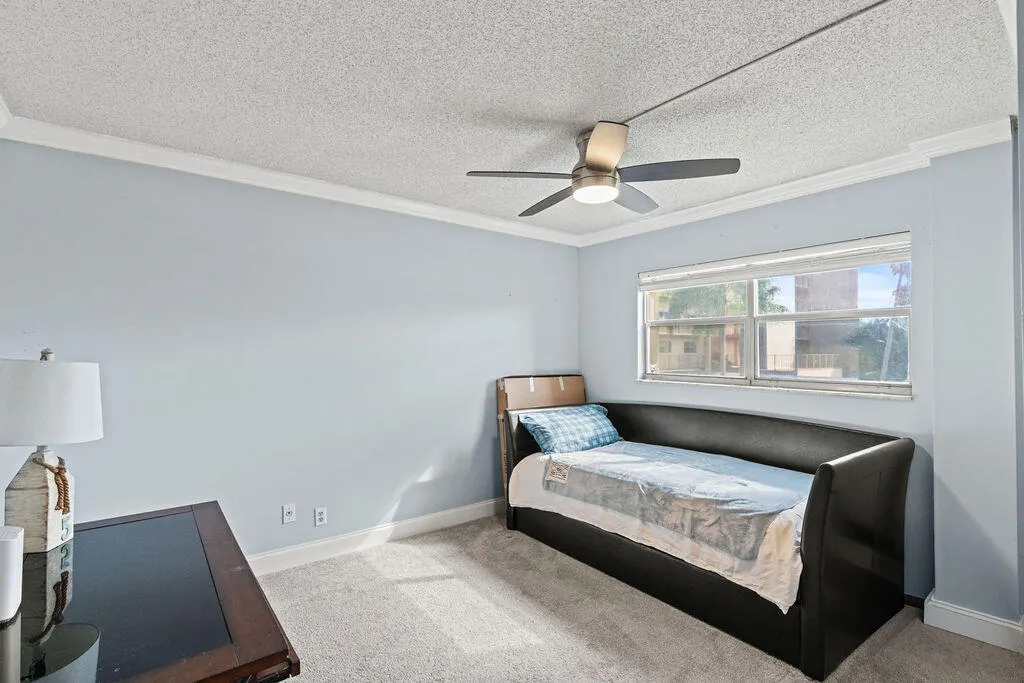 3590 Via Poinciana #216