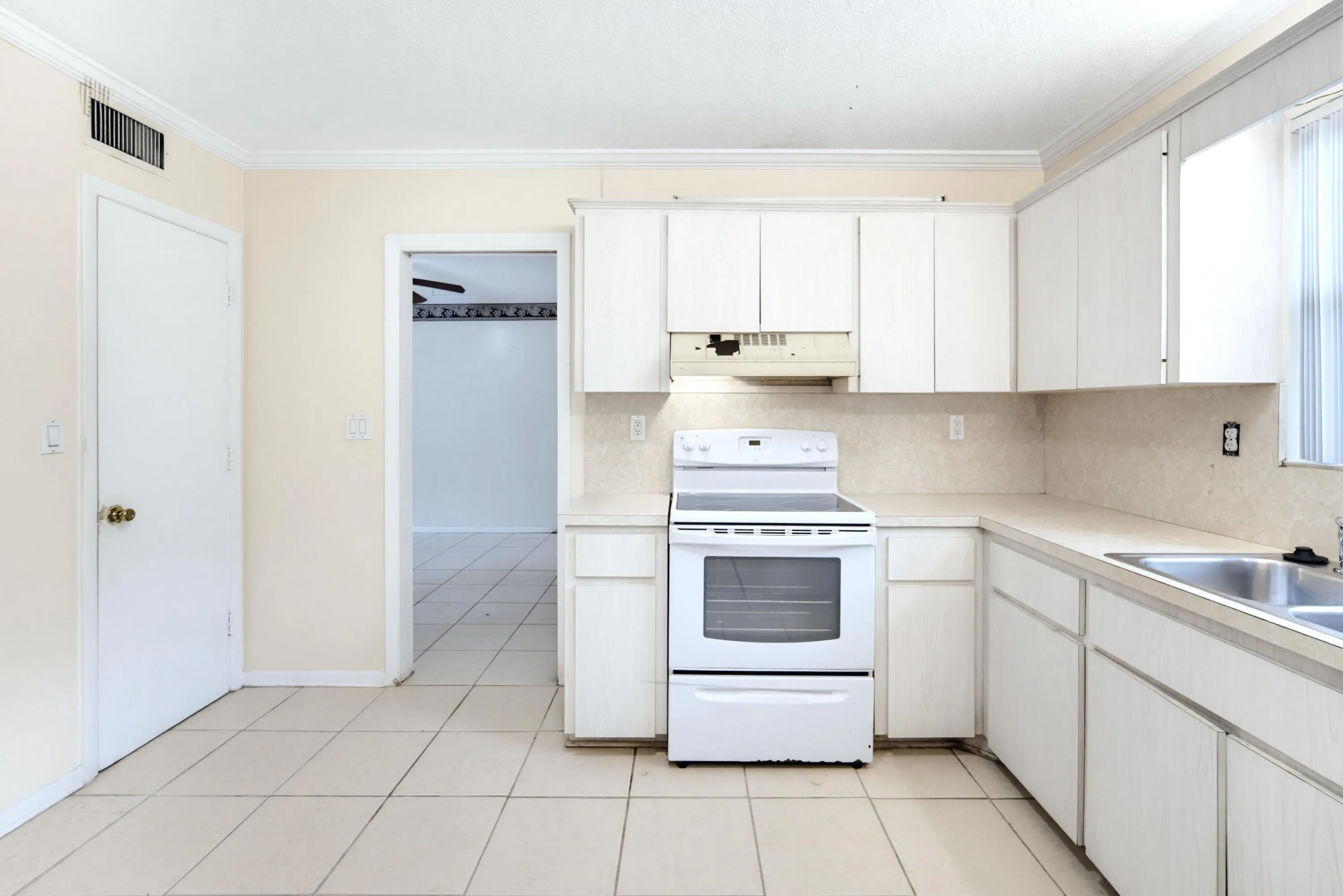 247 SUNSHINE Drive