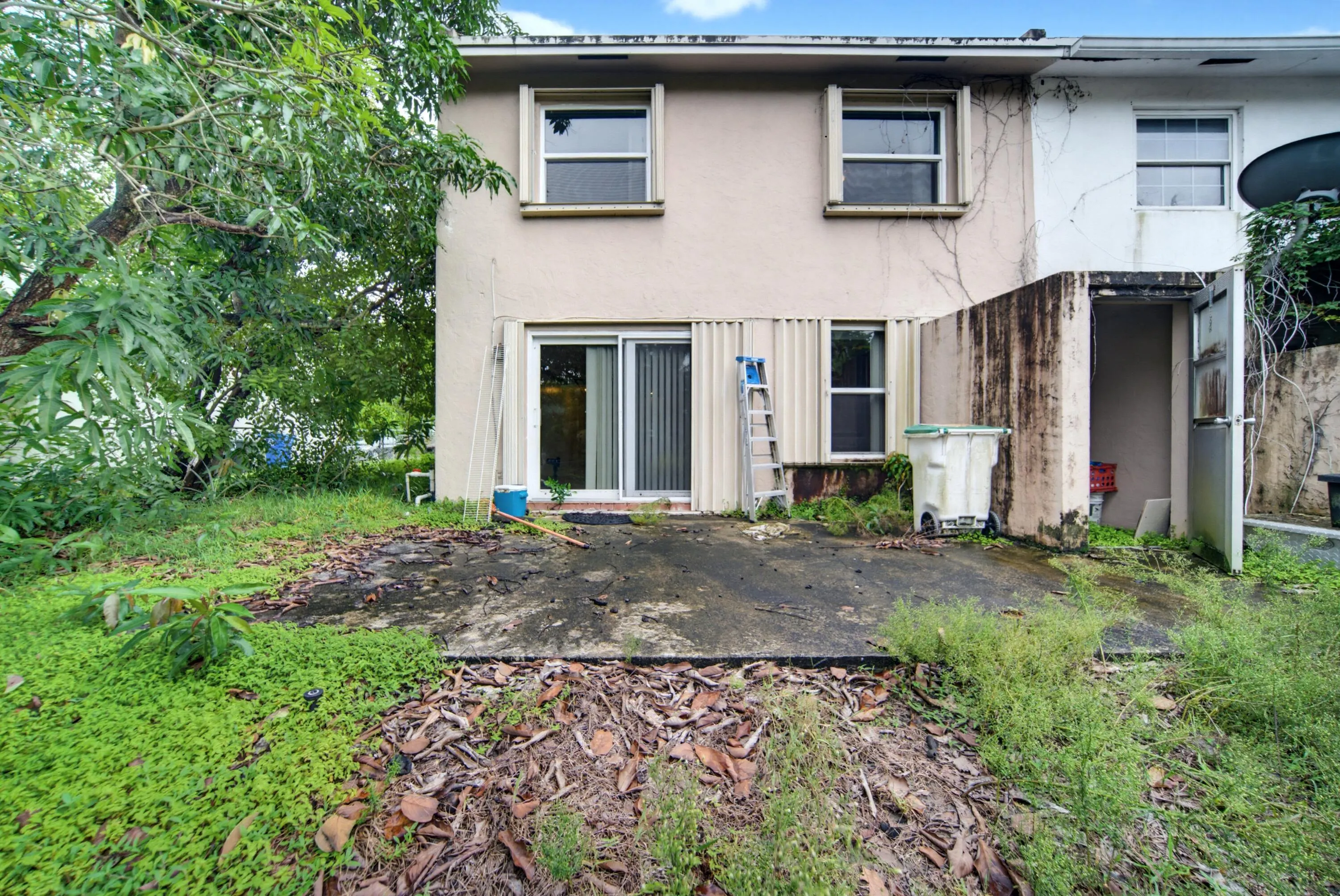 247 SUNSHINE Drive