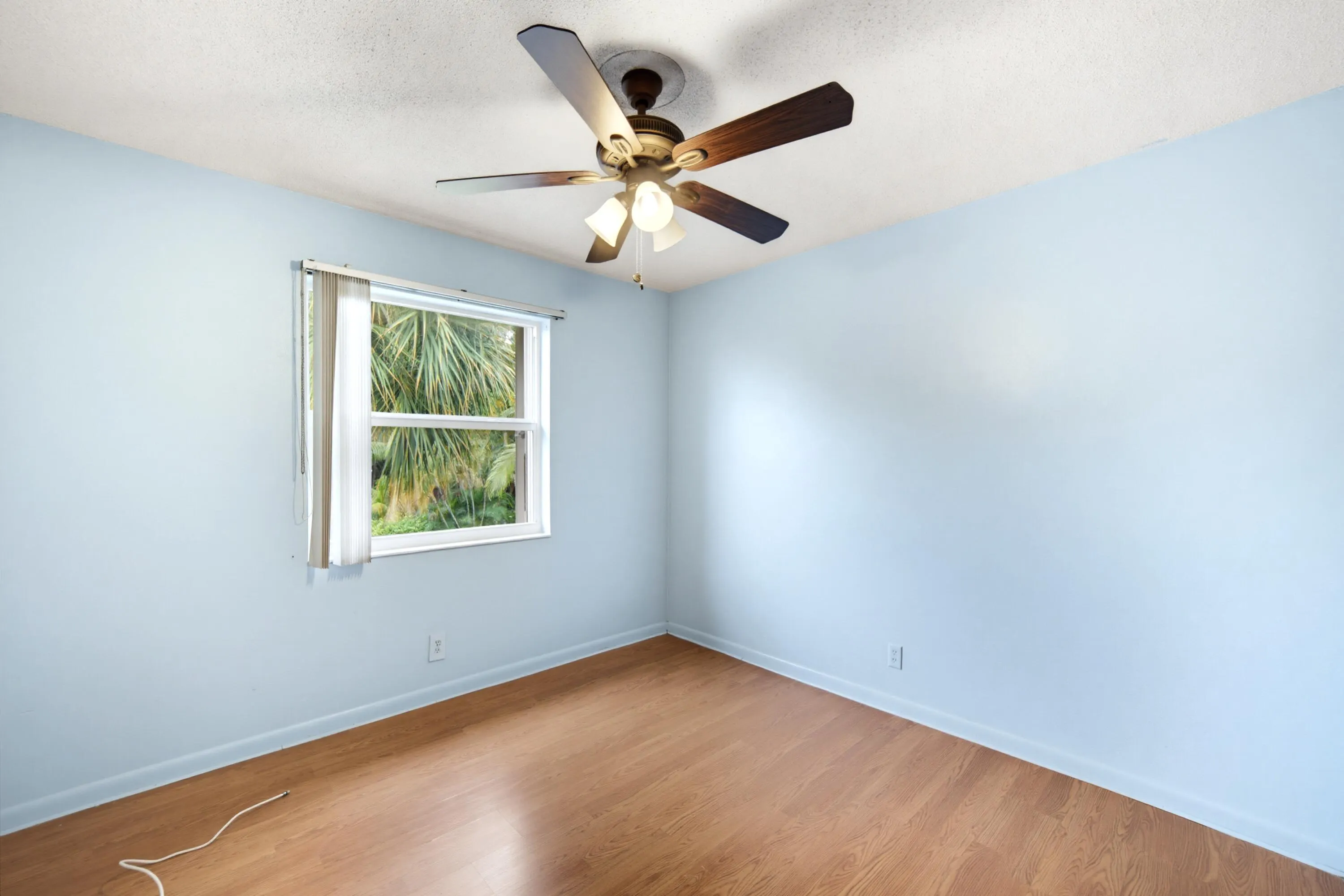 247 SUNSHINE Drive