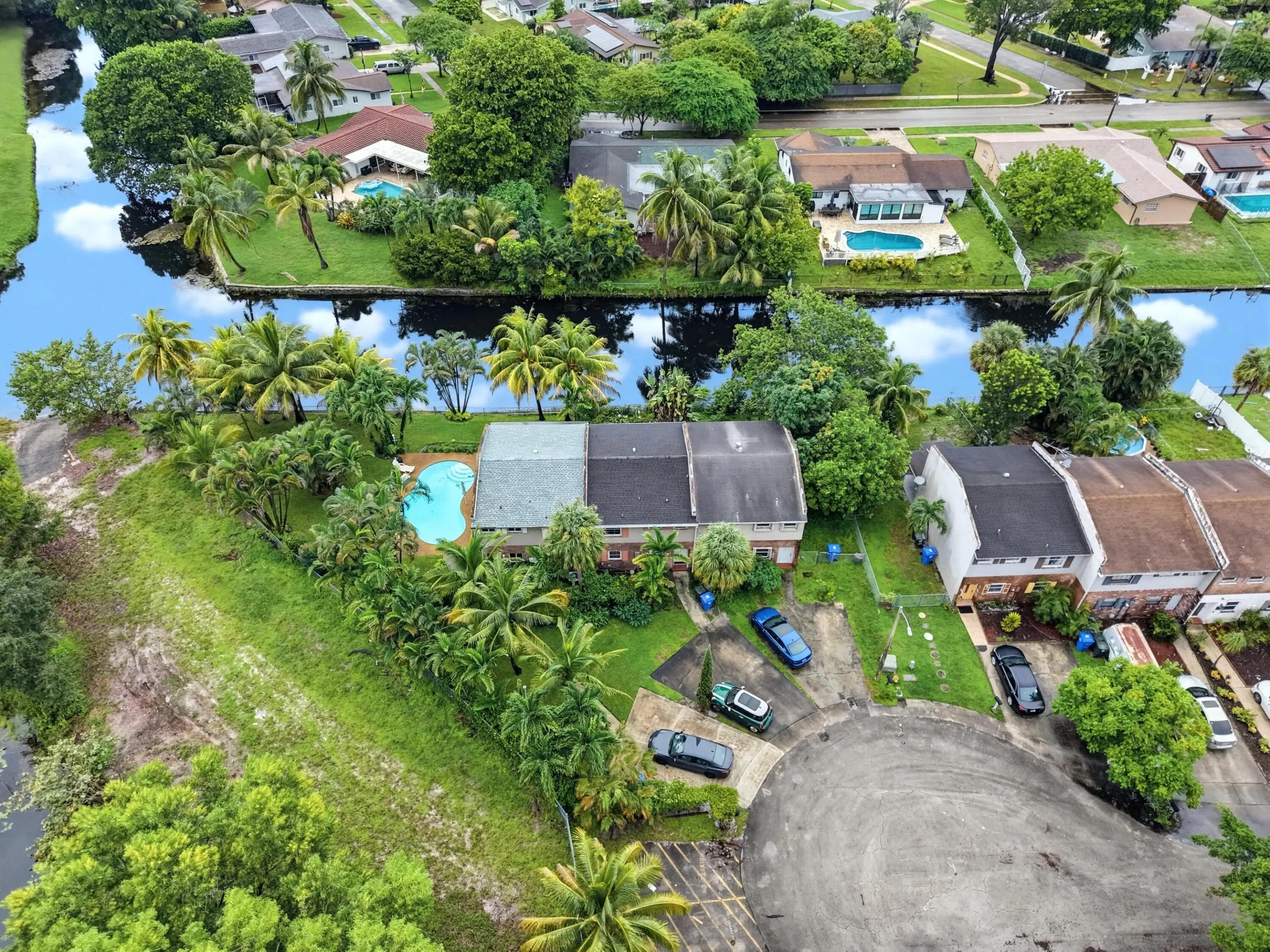 247 SUNSHINE Drive