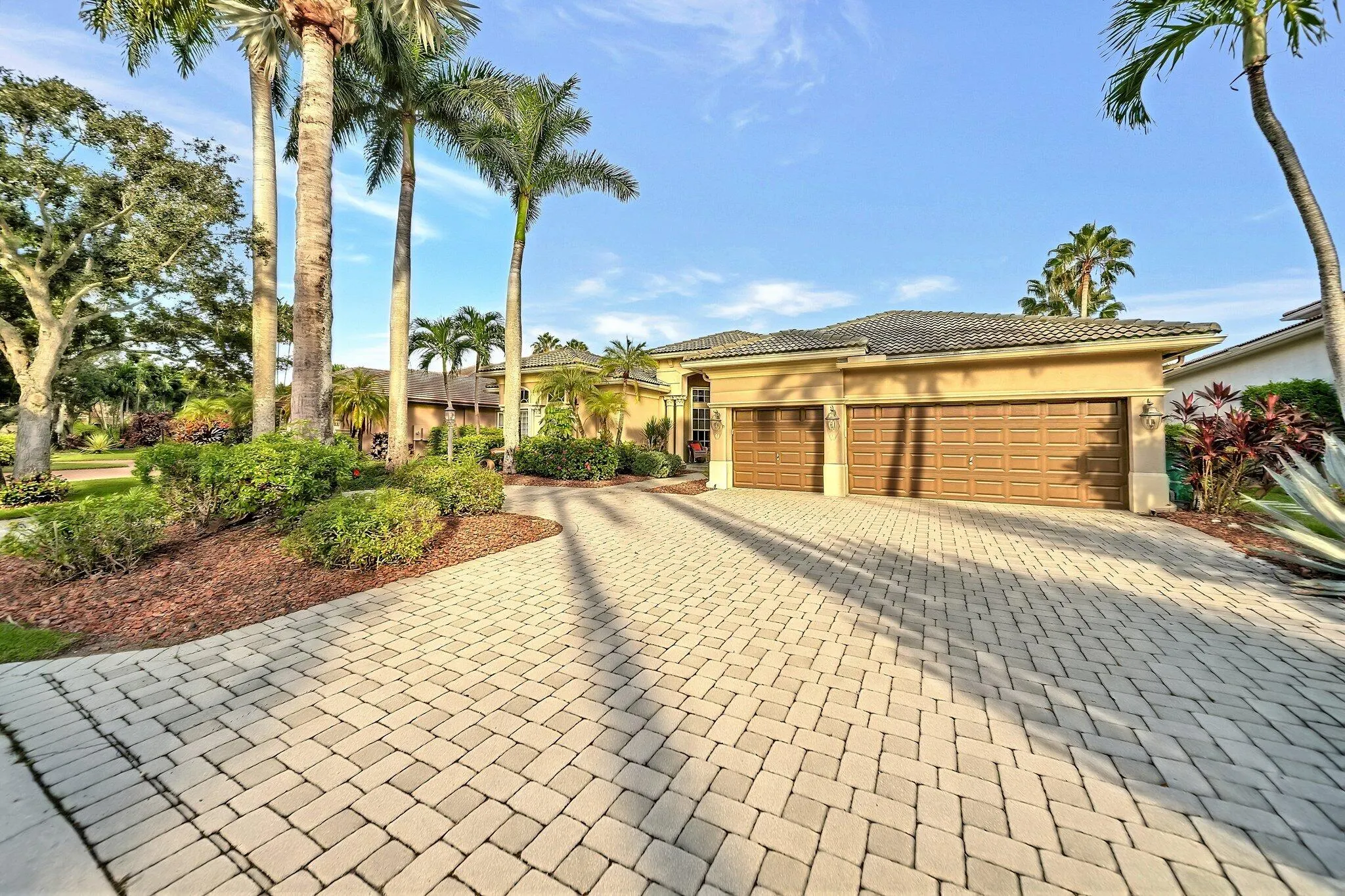 12577 NW 65TH Drive