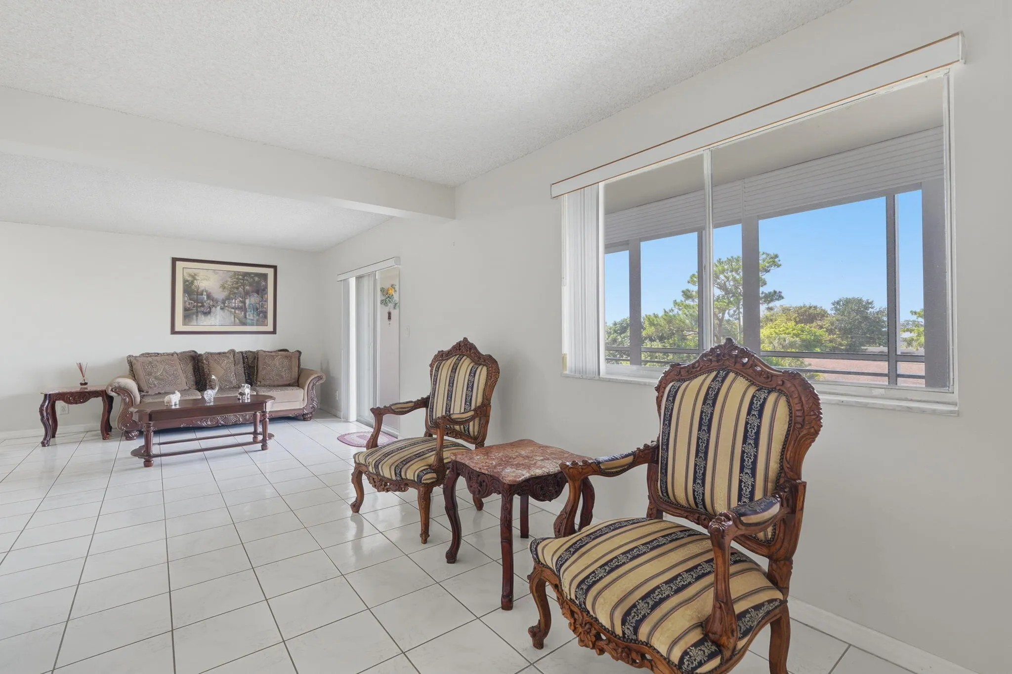 2606 Garden Drive S #305