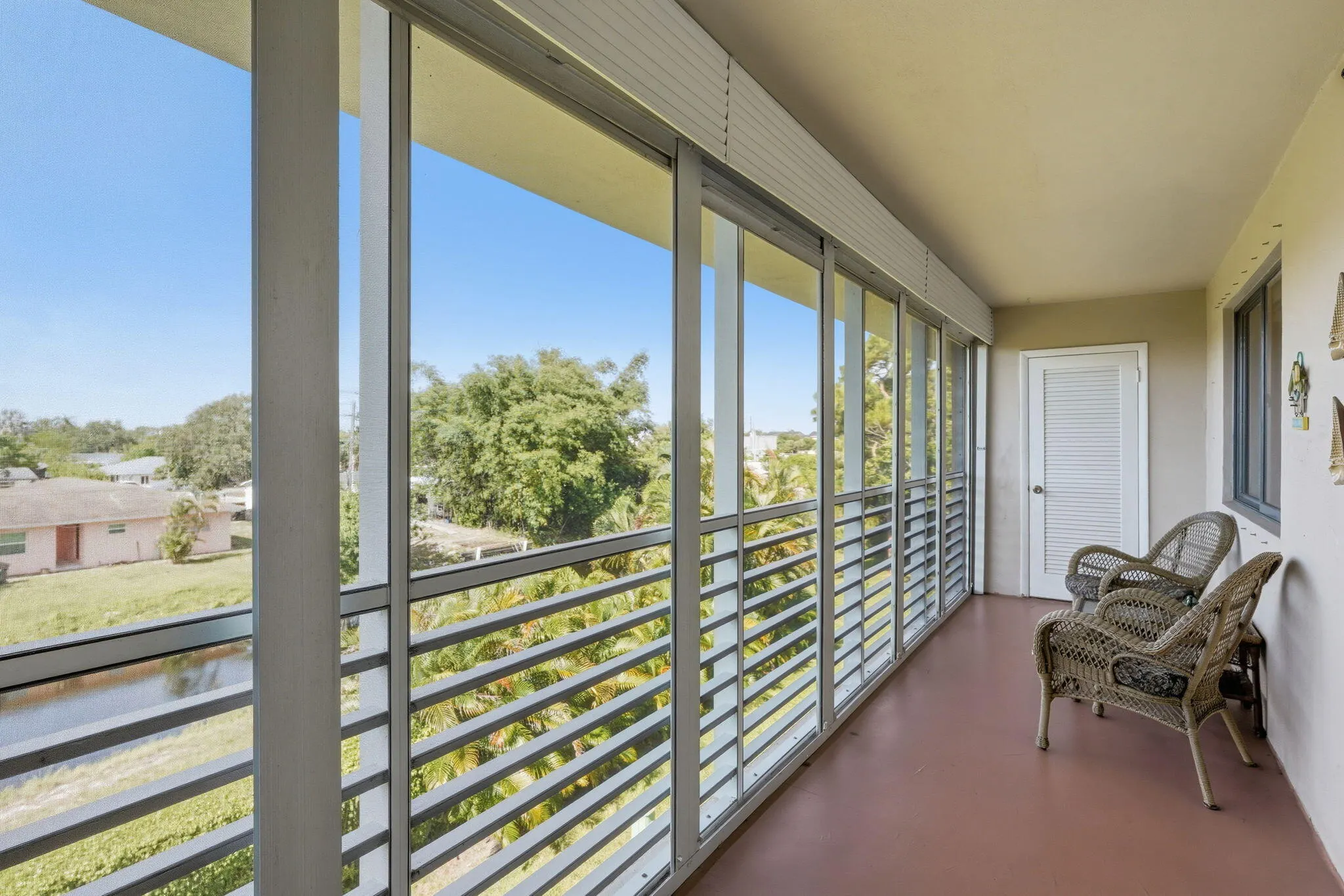 2606 Garden Drive S #305