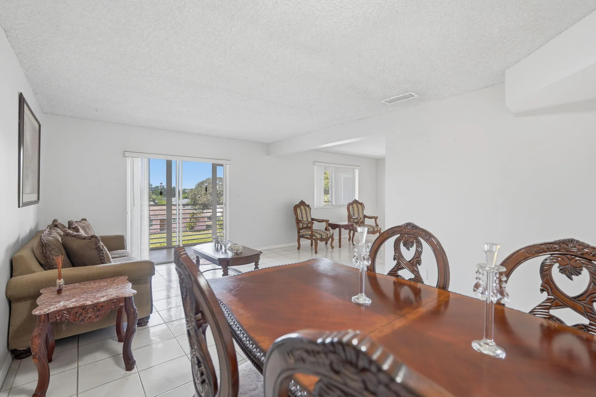 2606 Garden Drive S #305