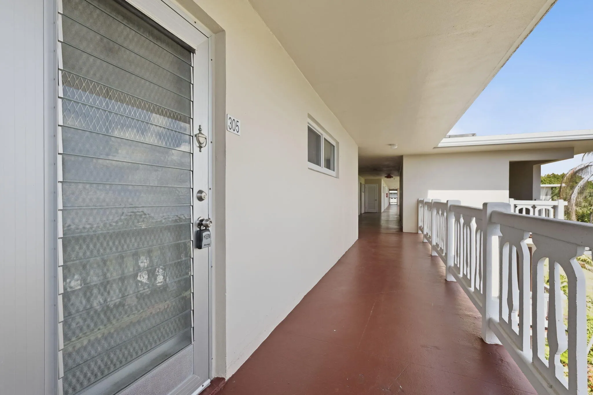 2606 Garden Drive S #305