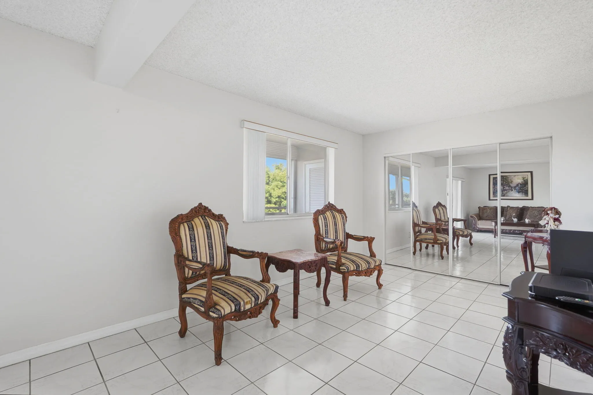 2606 Garden Drive S #305