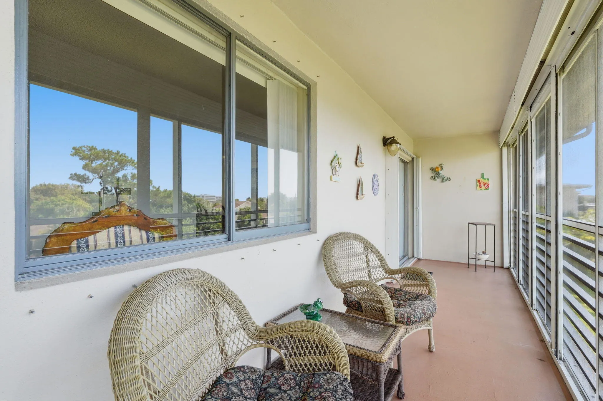 2606 Garden Drive S #305