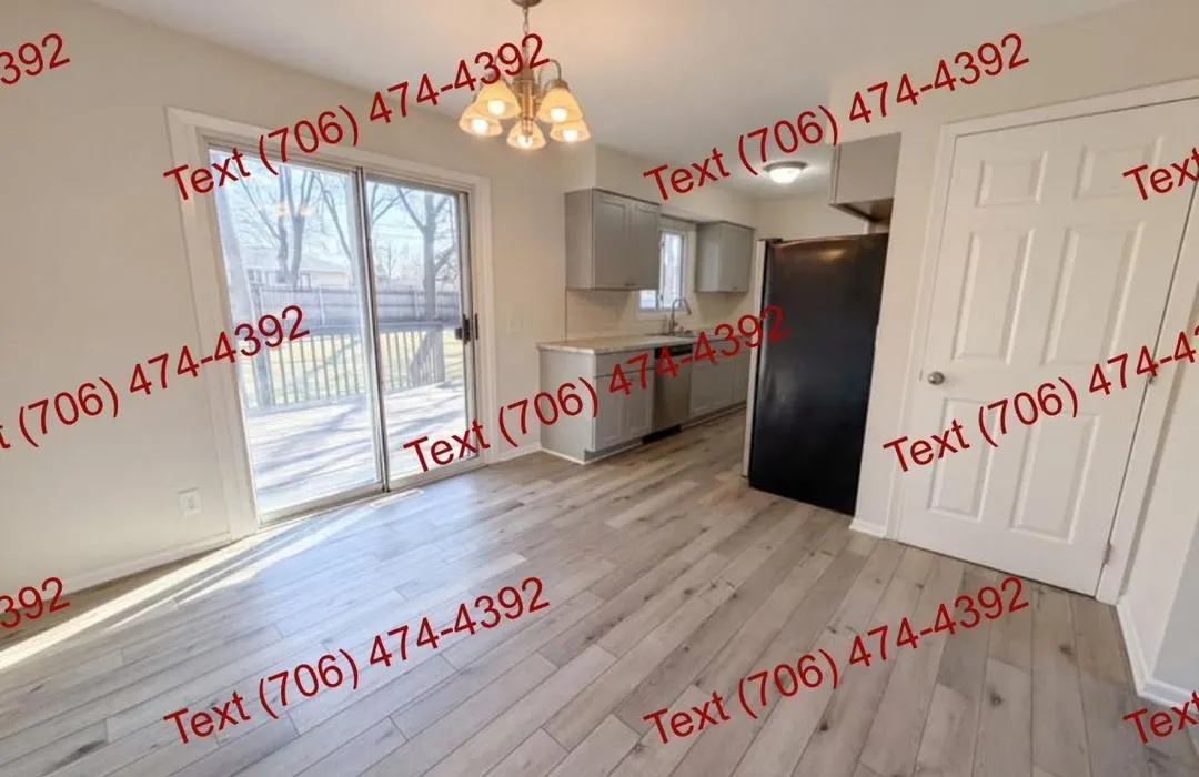 6060 LAMBETH Circle