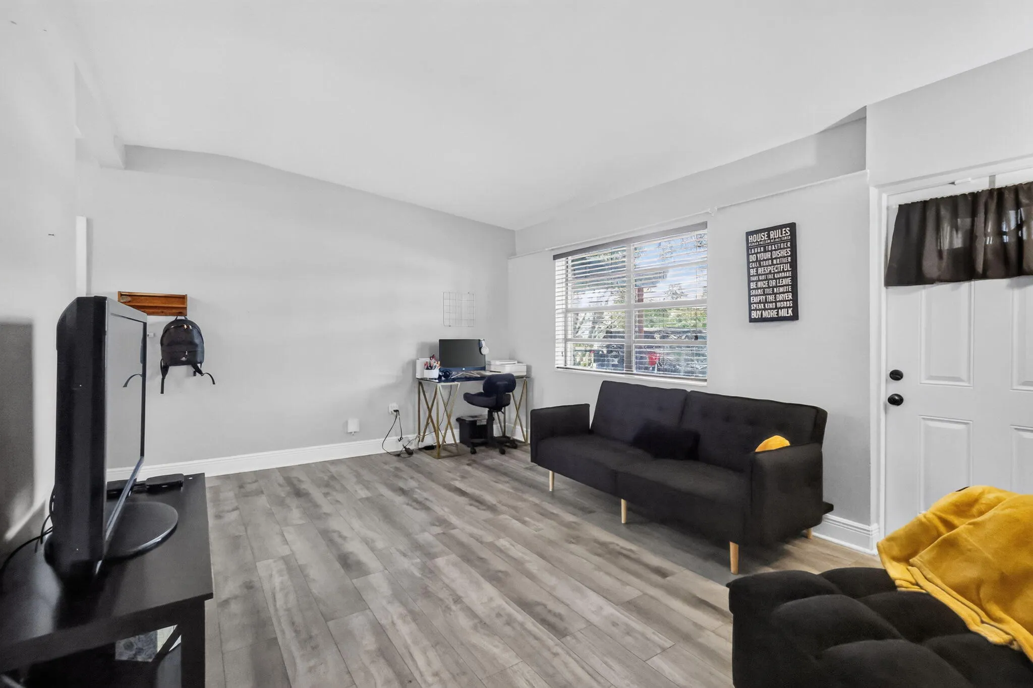 3842 Ocala Road