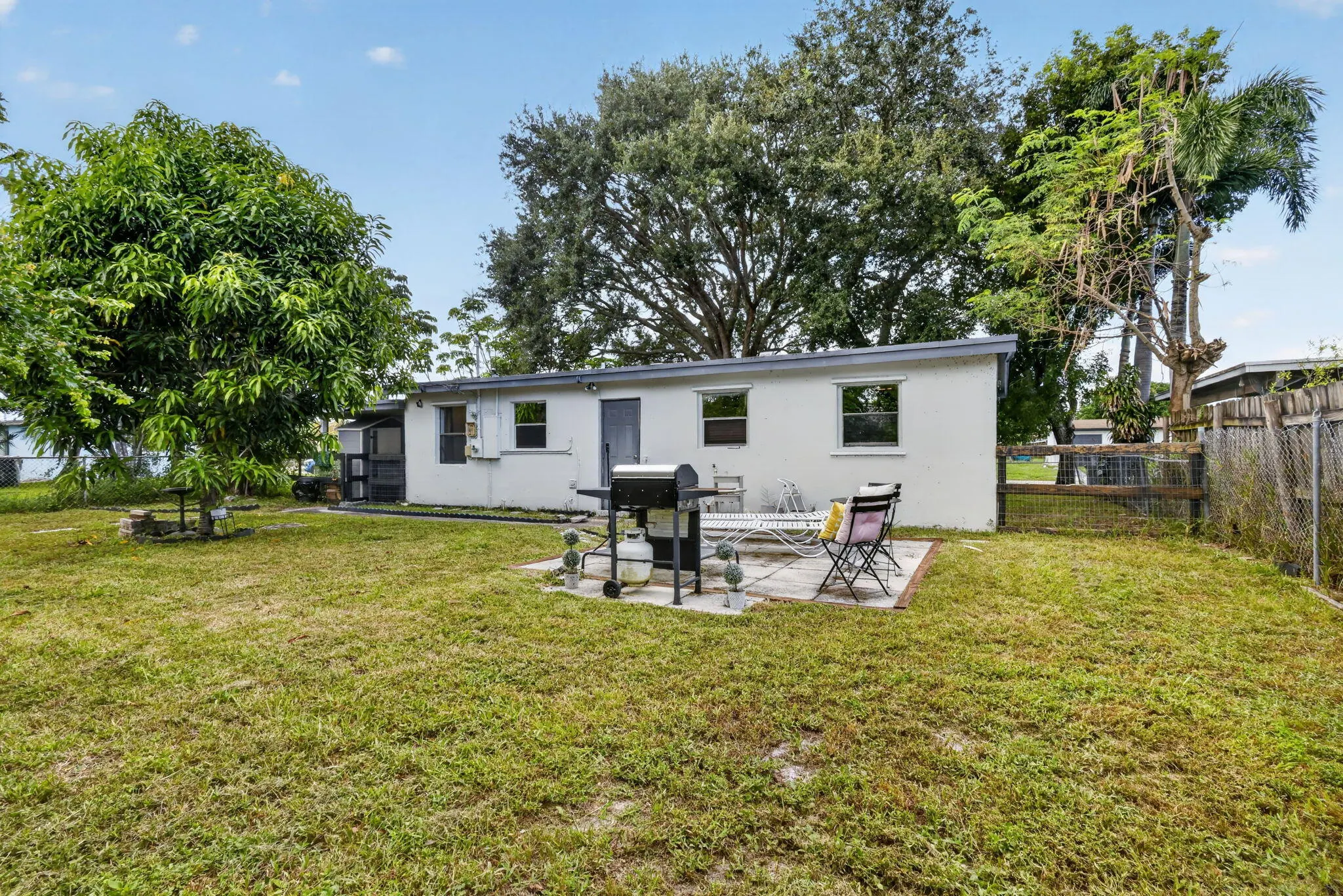 3842 Ocala Road