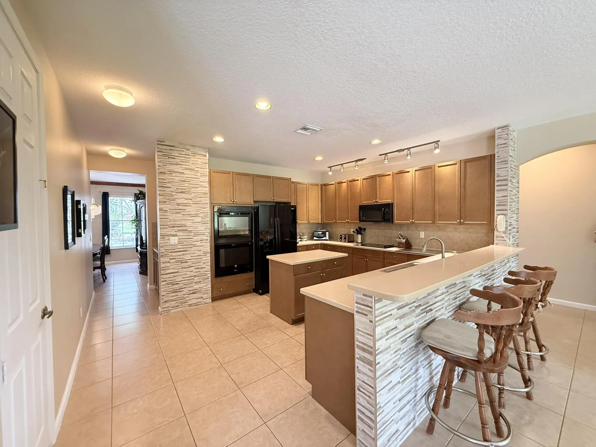 9563 SEDGEWOOD Drive