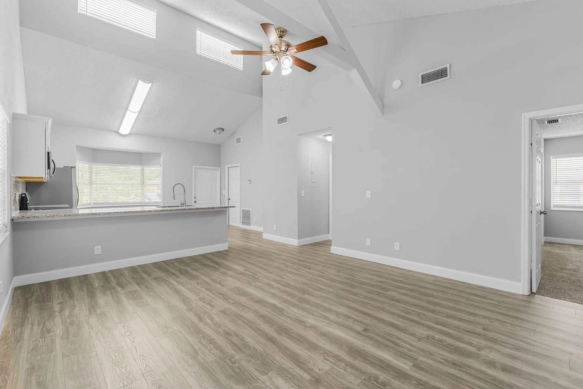 1646 3RD Court SW