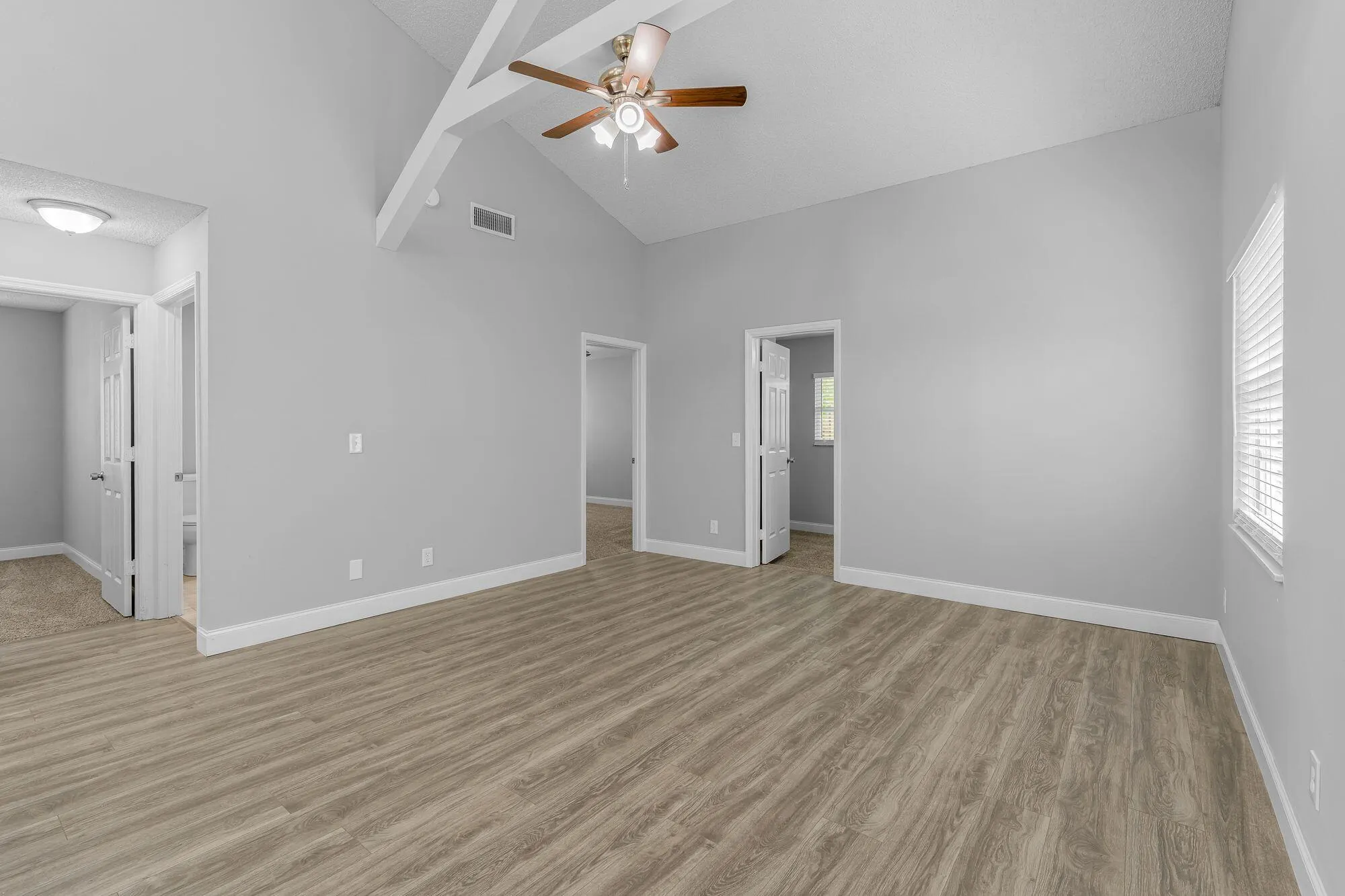 1646 3RD Court SW