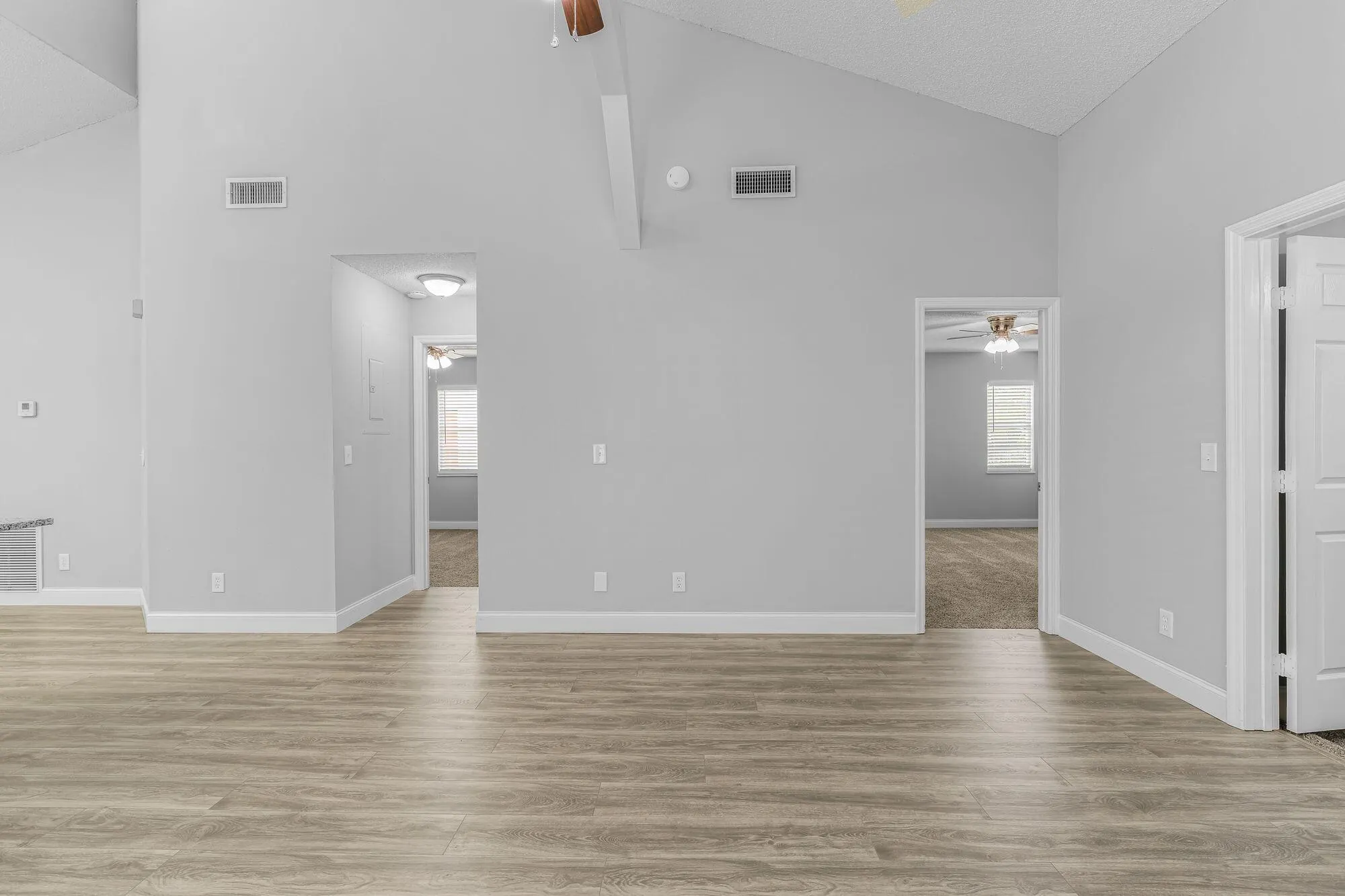 1646 3RD Court SW