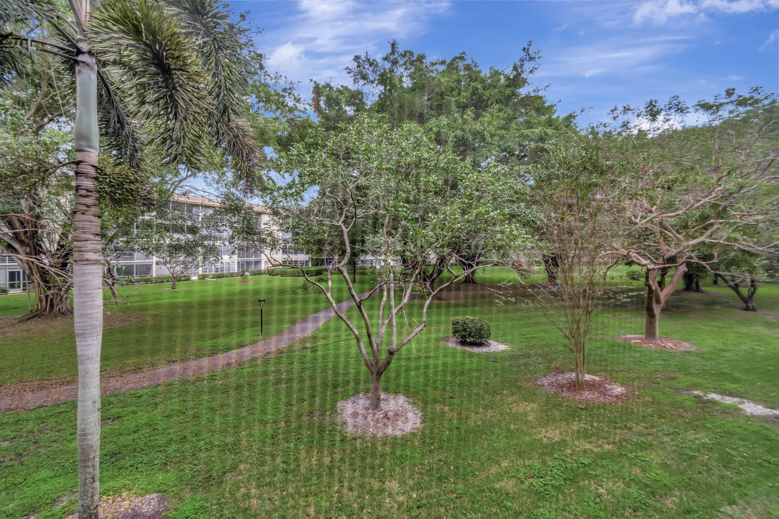 2403 ANTIGUA Circle #D2