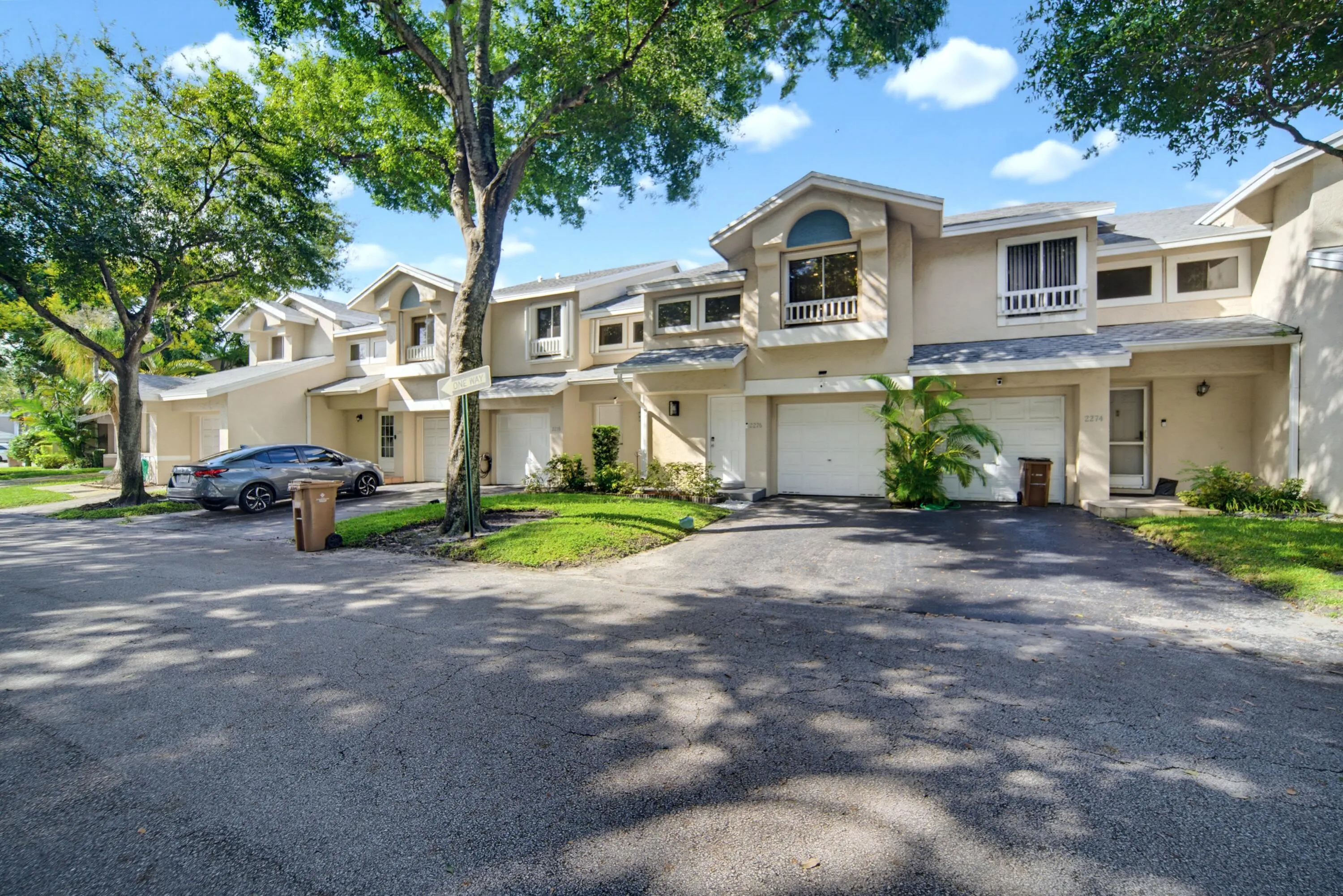 2276 DISCOVERY Circle W #2276