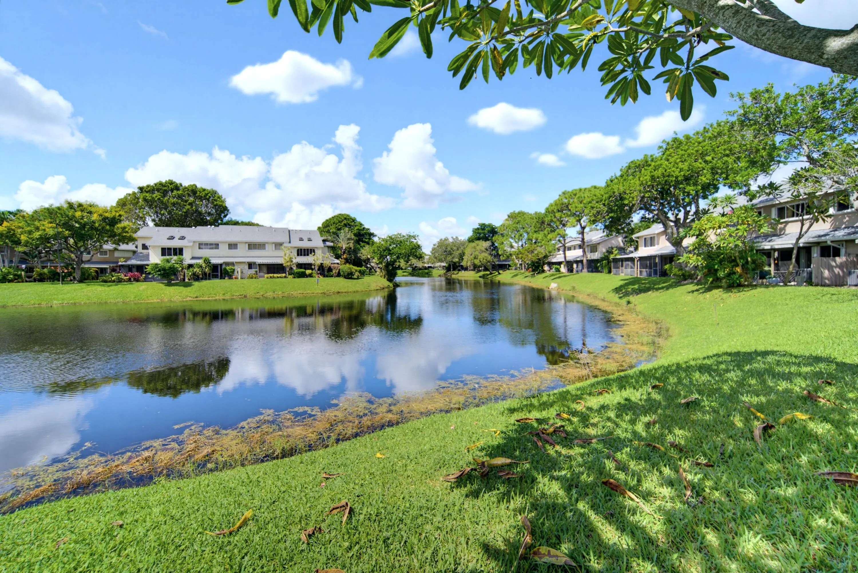 2276 DISCOVERY Circle W #2276