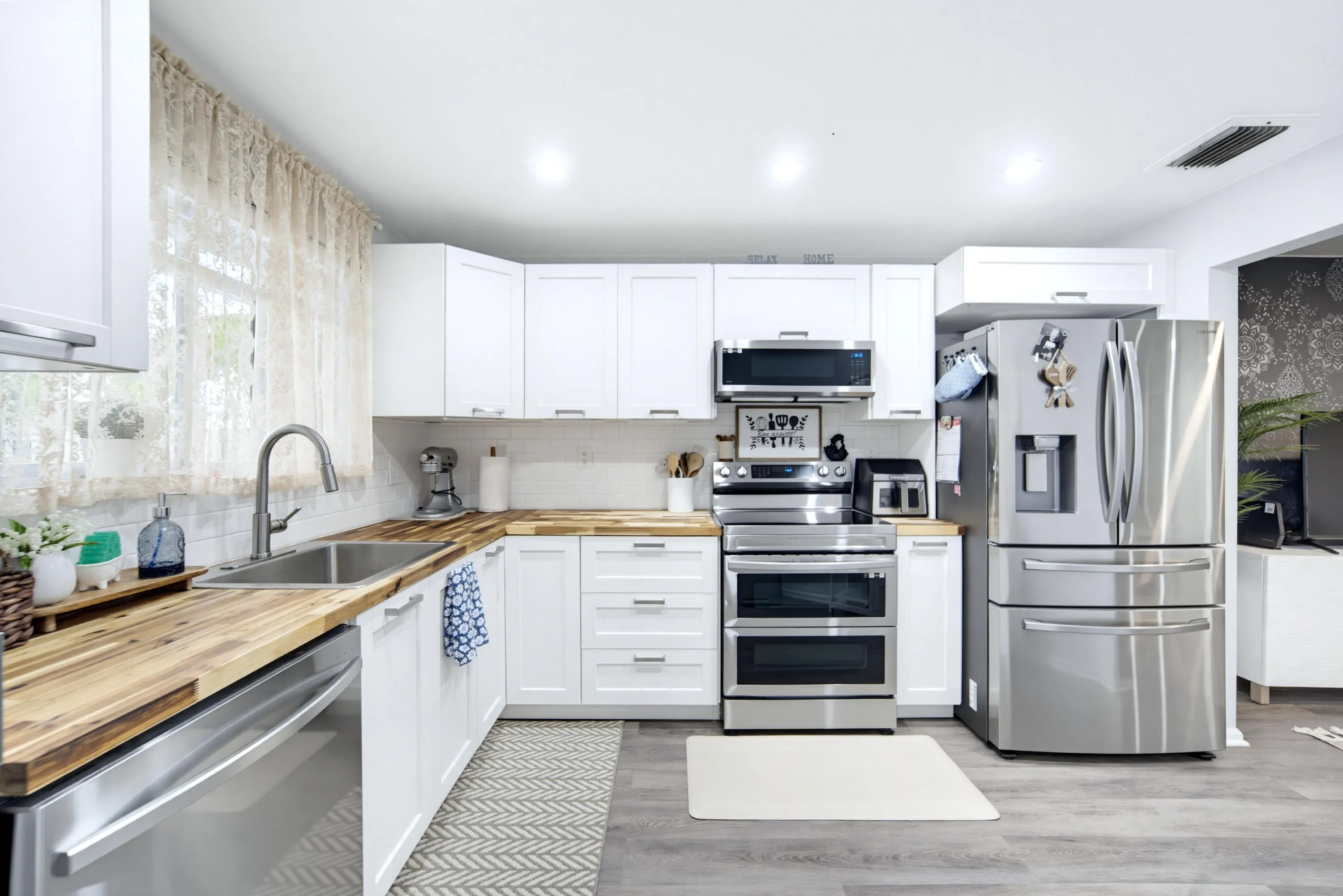 2276 DISCOVERY Circle W #2276